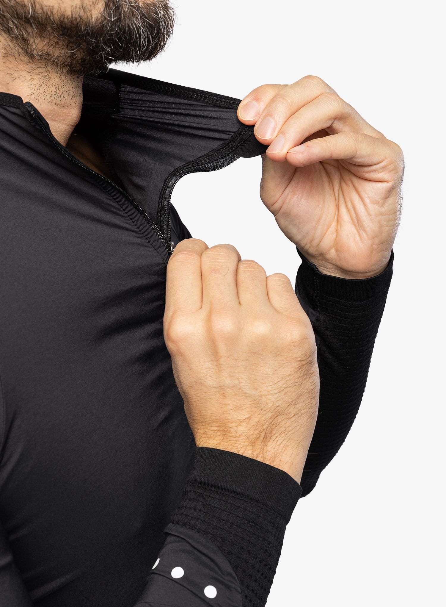 Větrovka Compressport Hurricane Windproof Jacket - black