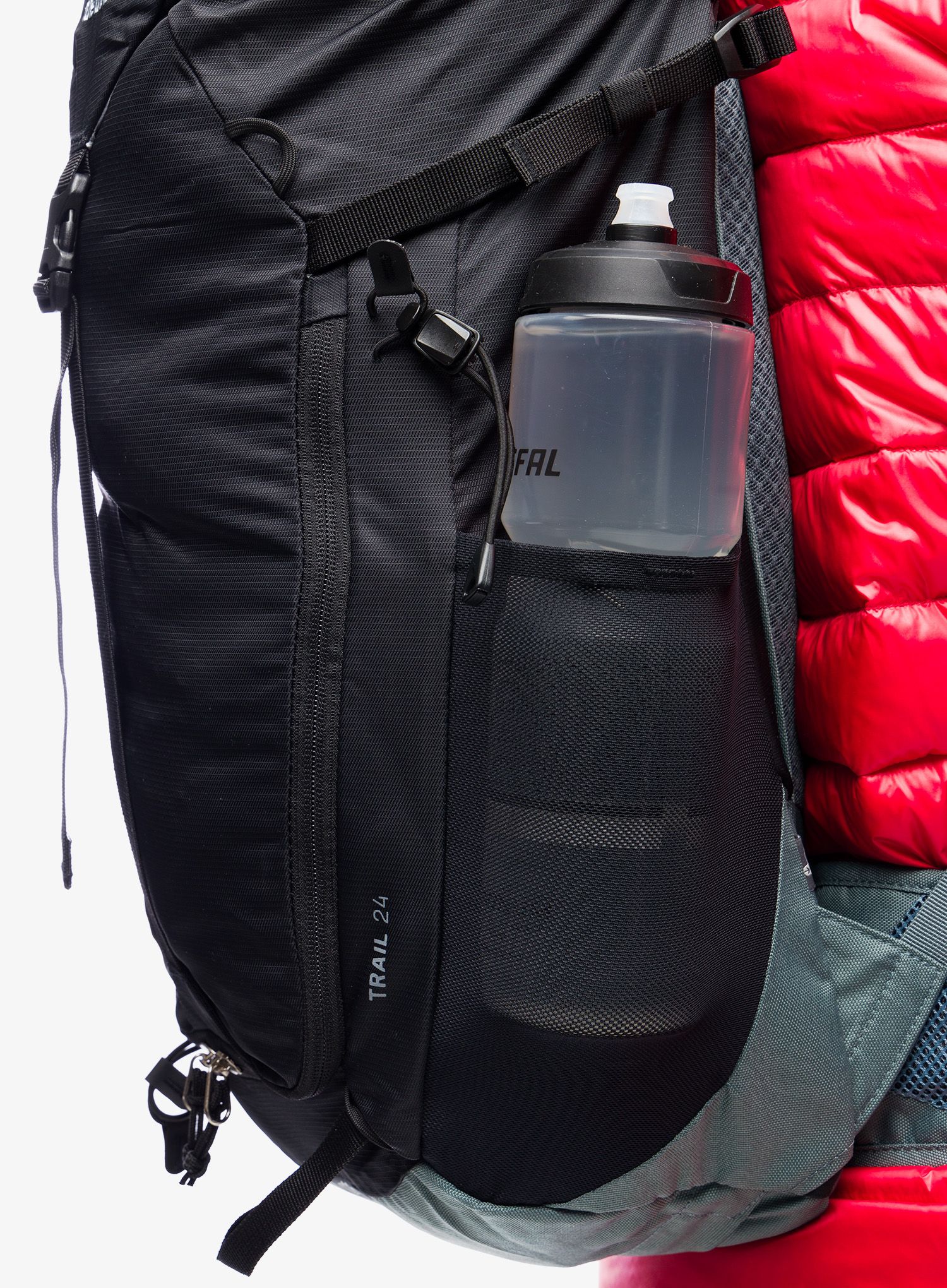 Batoh na hory Deuter Trail 24 - blk/shale