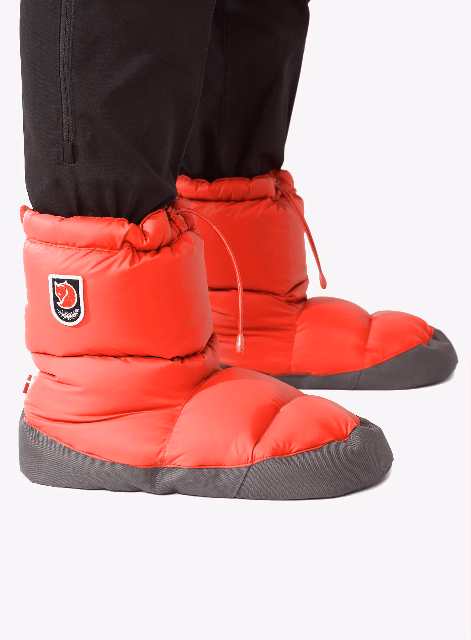 Péřové papuče Fjallraven Expedition Down Booties - true red