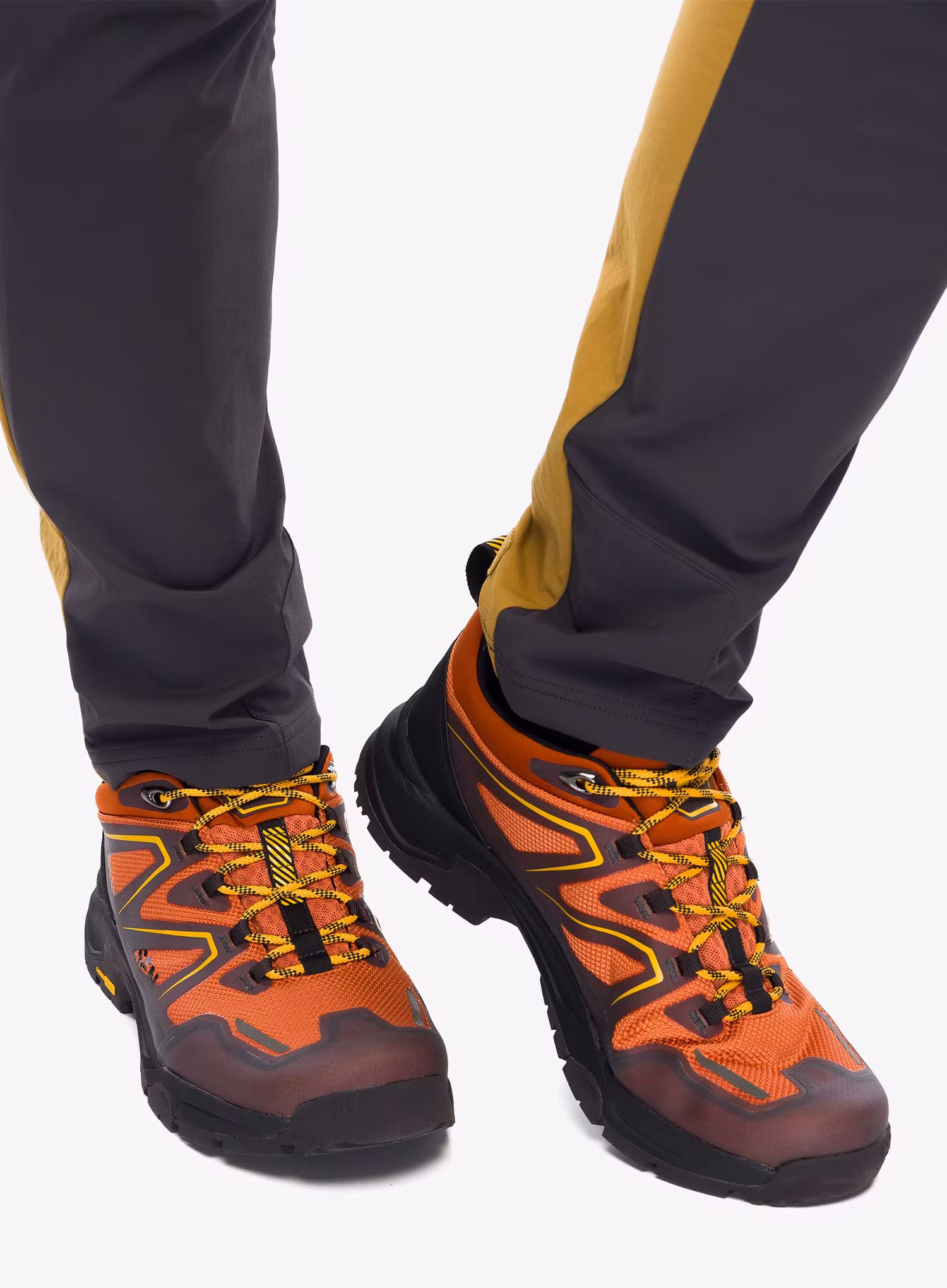 Turistické boty Helly Hansen Cascade Low HT - ginger biscuit/ebony