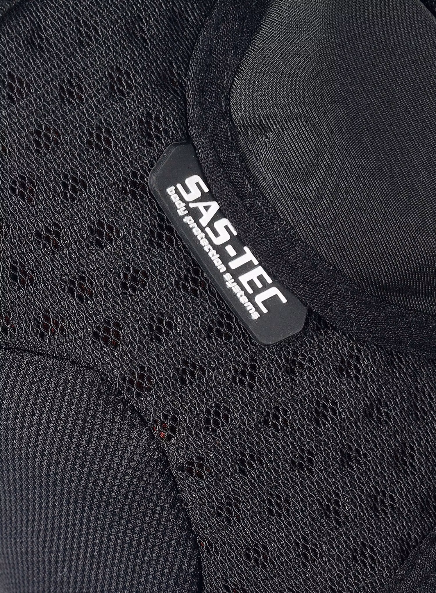 Cyklistické chrániče ION Pads K-Pact - black