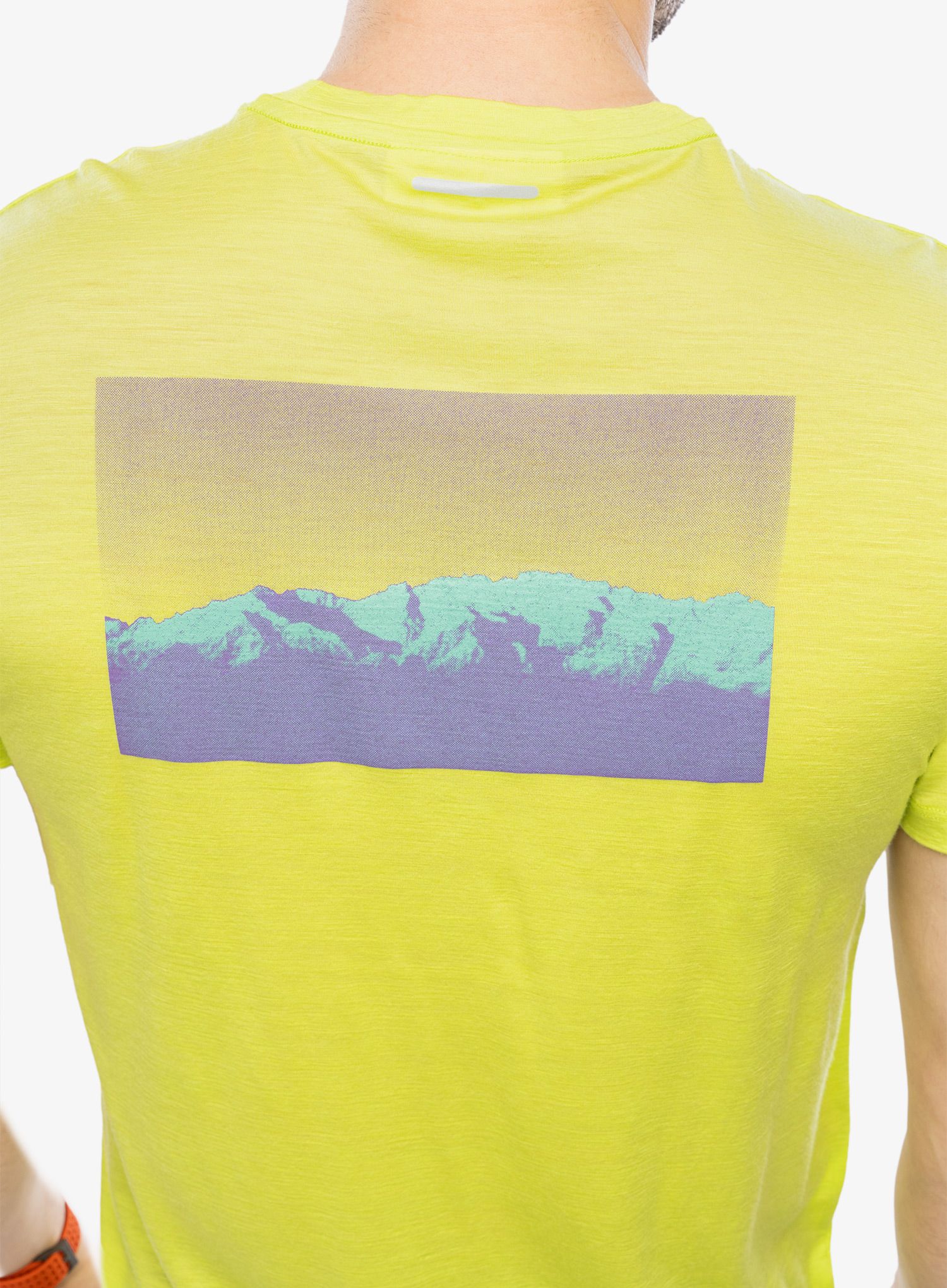 Merino triko Icebreaker Merino 150 Tech Lite III SS Tee Natural Run Club 2.0 - hyper