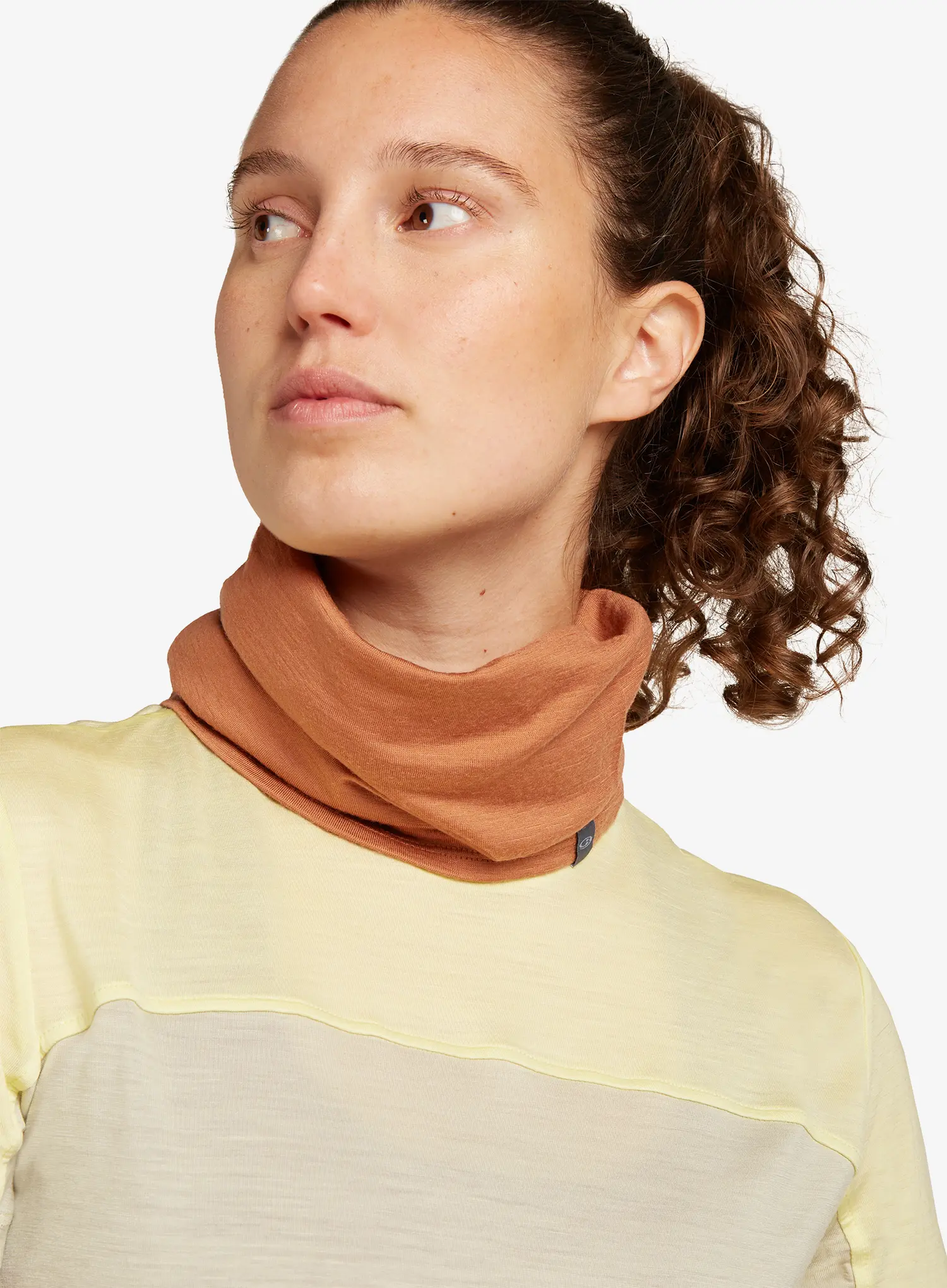 Multifunkční šátek Icebreaker Merino 200 Flexi Chute - dusty clay
