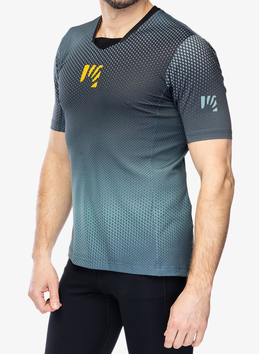Triko na kolo Karpos Val Di Dentro Tee - black/north atlantic/curry