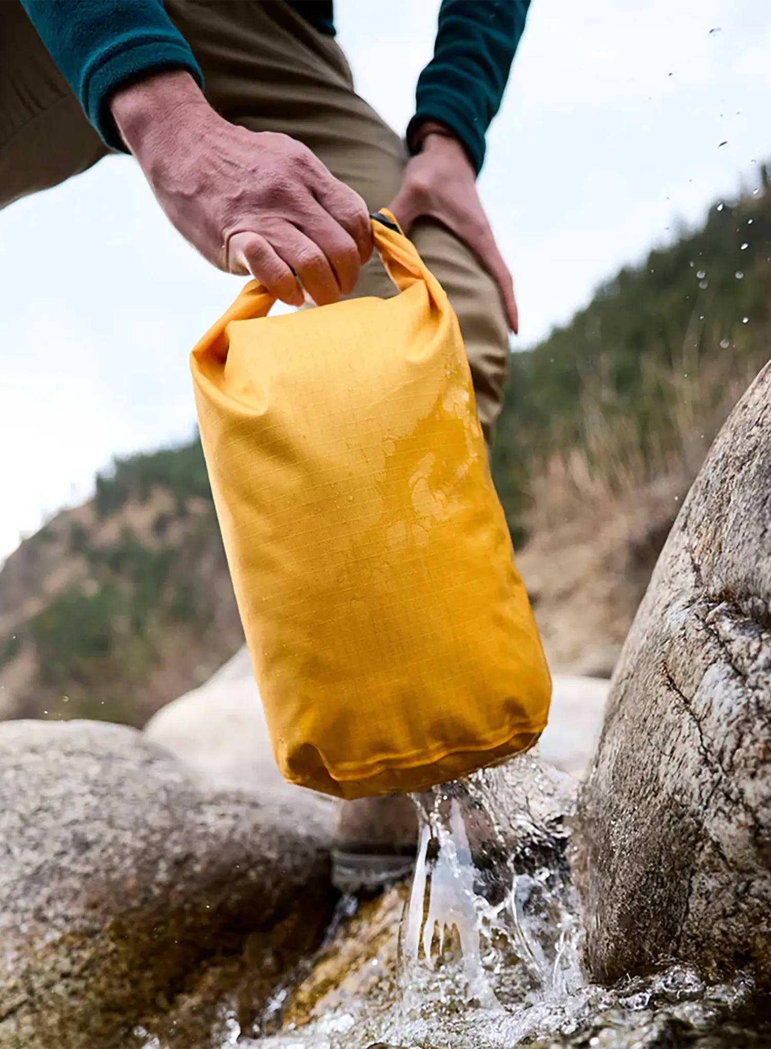 Transportní vak Lifeventure Storm Dry Bag 5 L - yellow