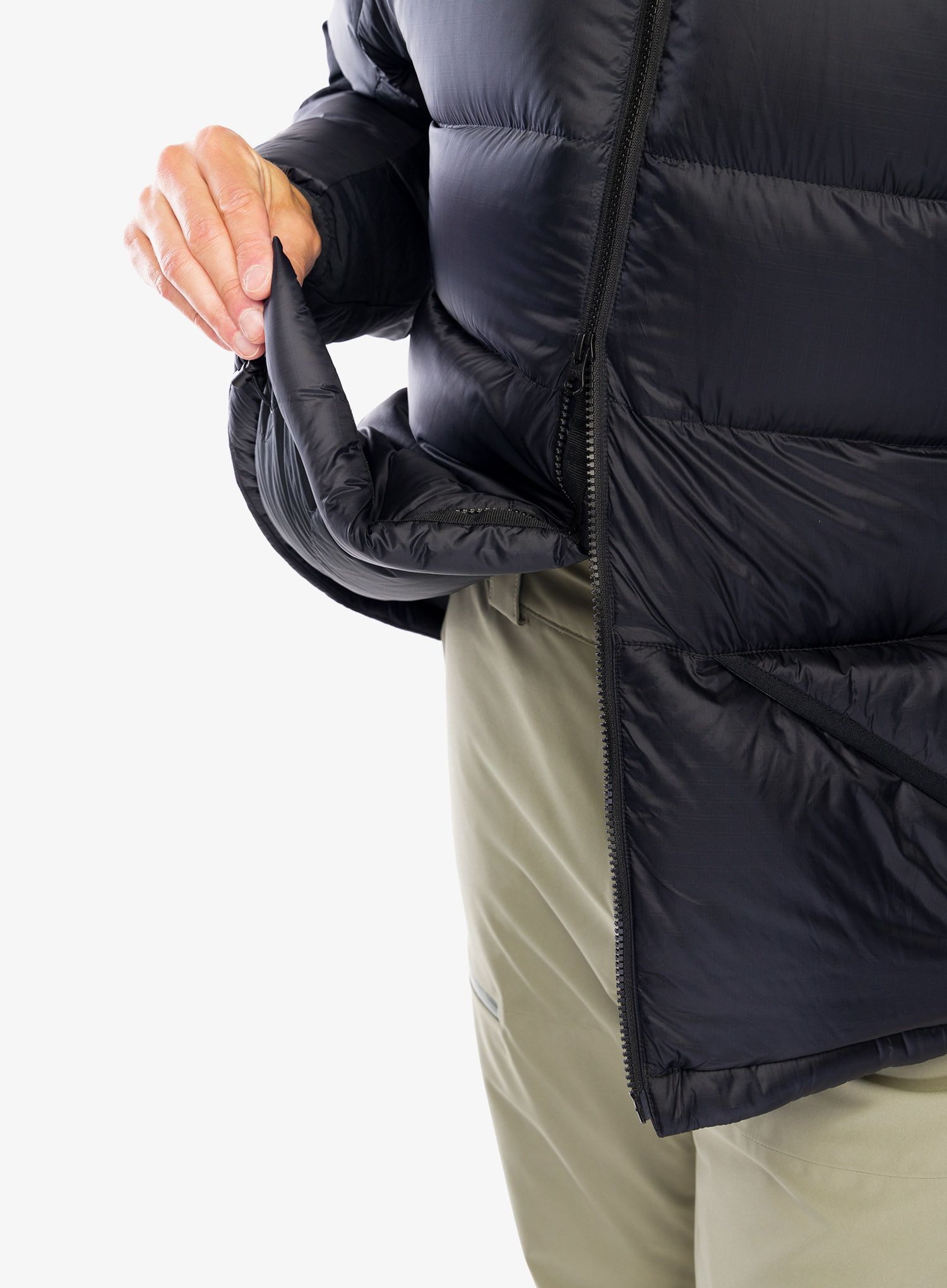 Péřová bunda Marmot 03 Plasma Parka - black