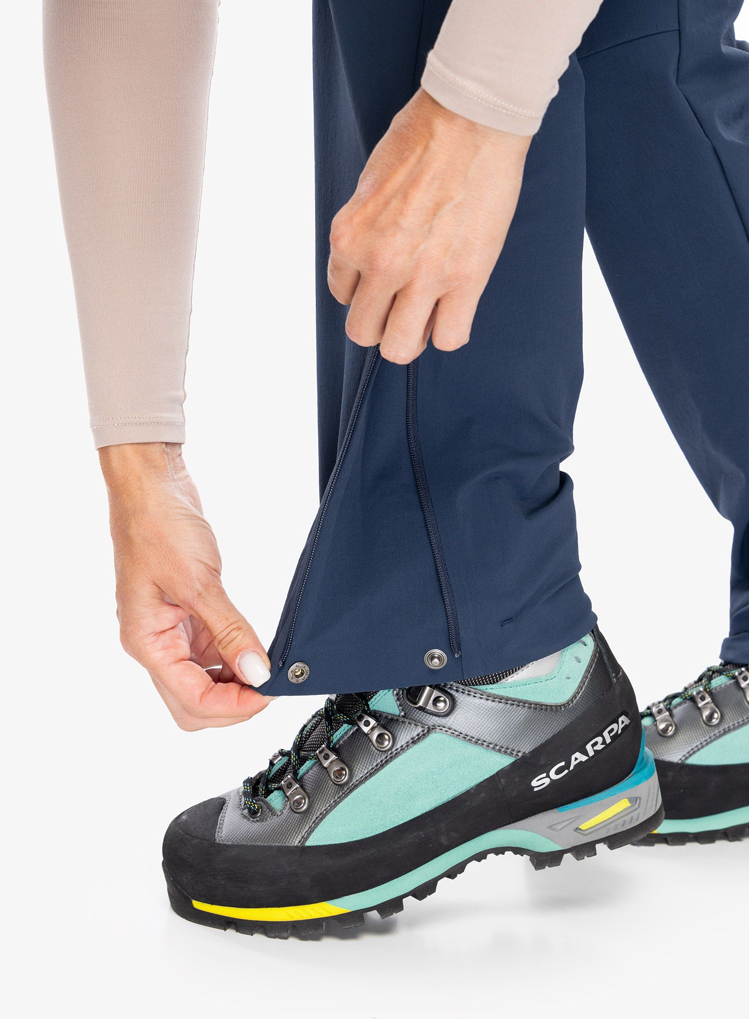 Kalhoty dámské Norrona Falketind Flex1 Pants - indigo night