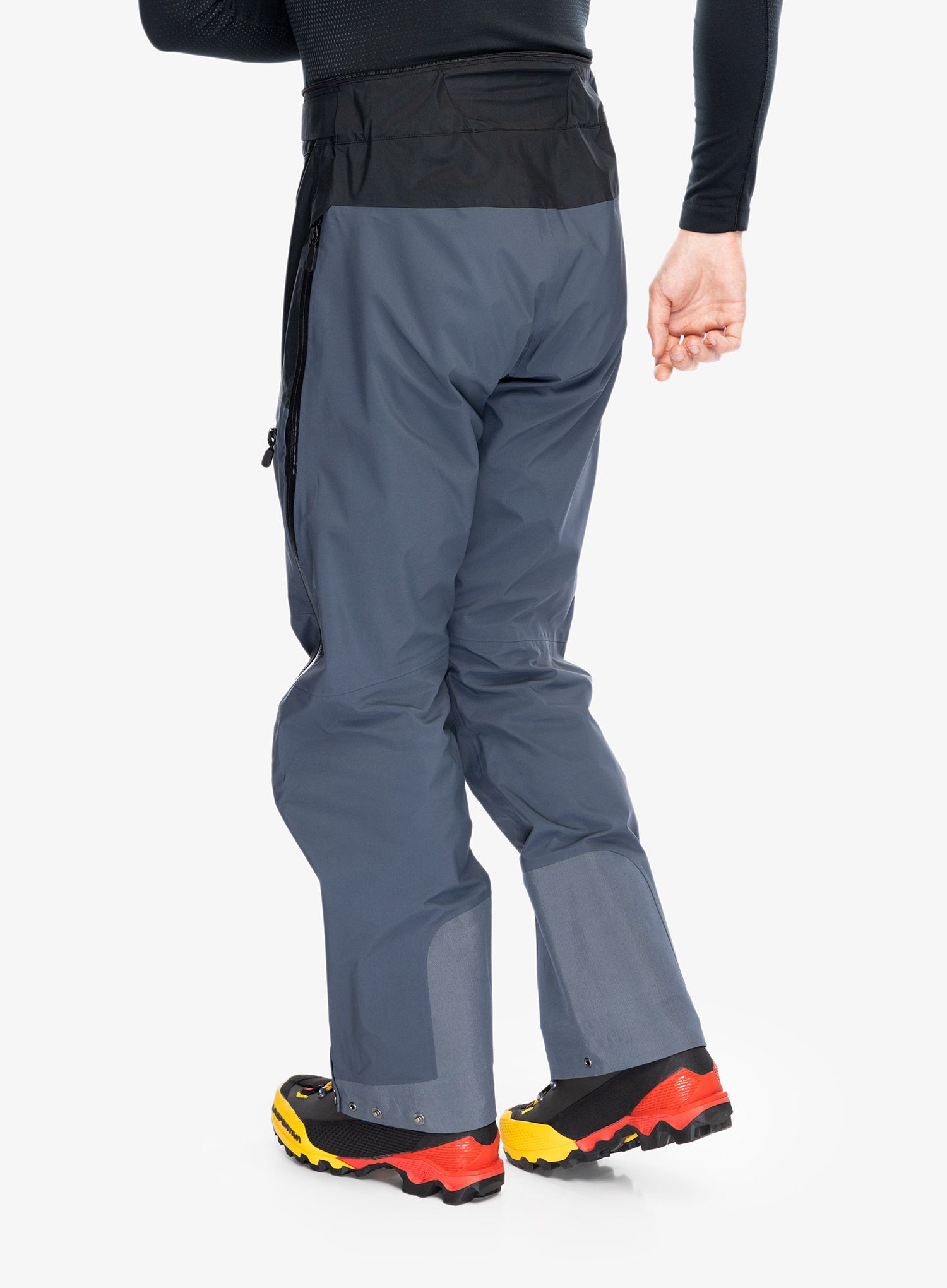 Membránové kalhoty Norrona Trollveggen GORE-TEX Pro Light Pants - caviar/cool black