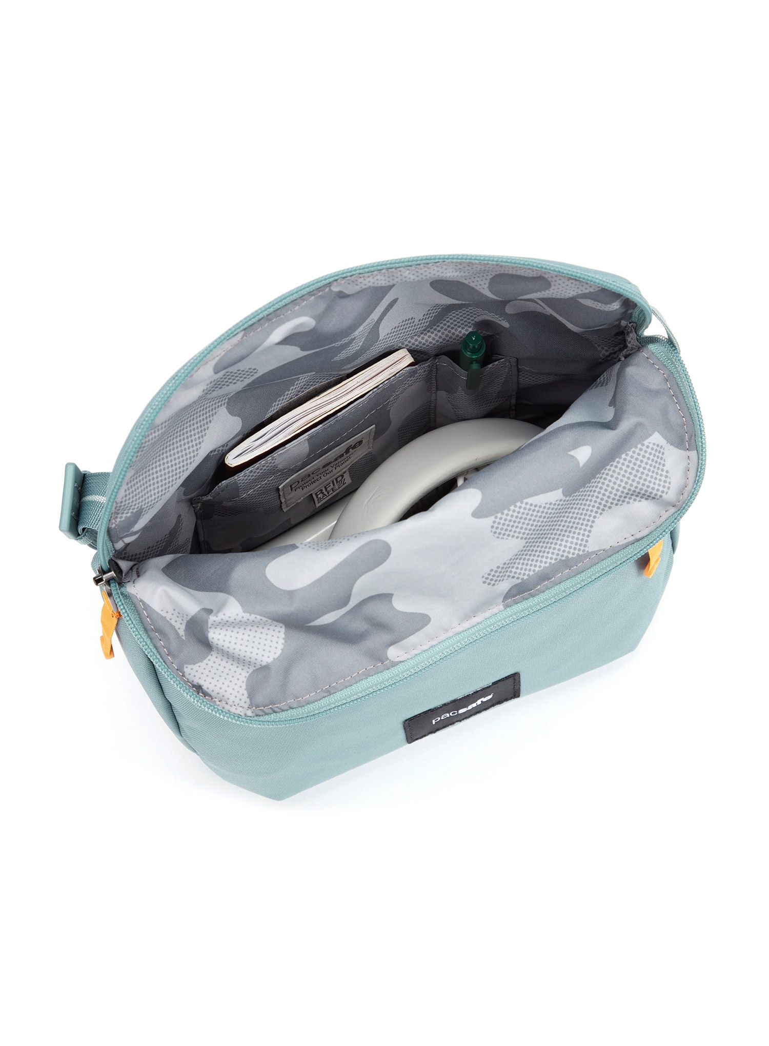 Kapsička na krk Pacsafe Go Saddle Crossbody - fresh mint