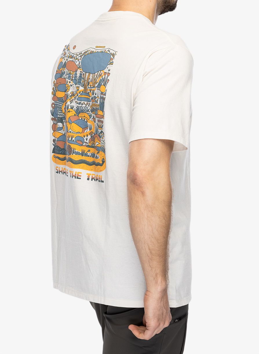 Bavlněné tričko Patagonia Commontrail Pocket Responsibili-Tee - birch white