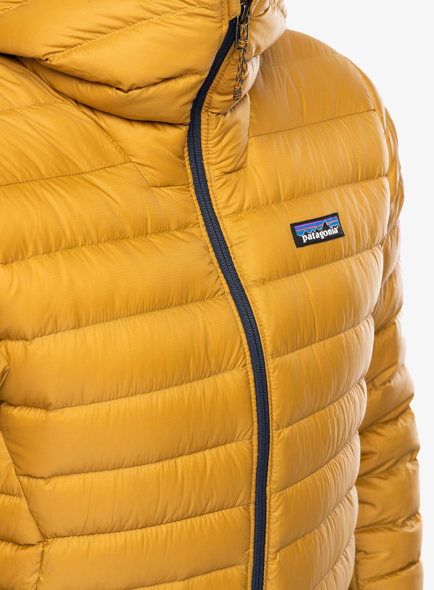 Péřová bunda Patagonia Down Sweater Hoody - raptor brown