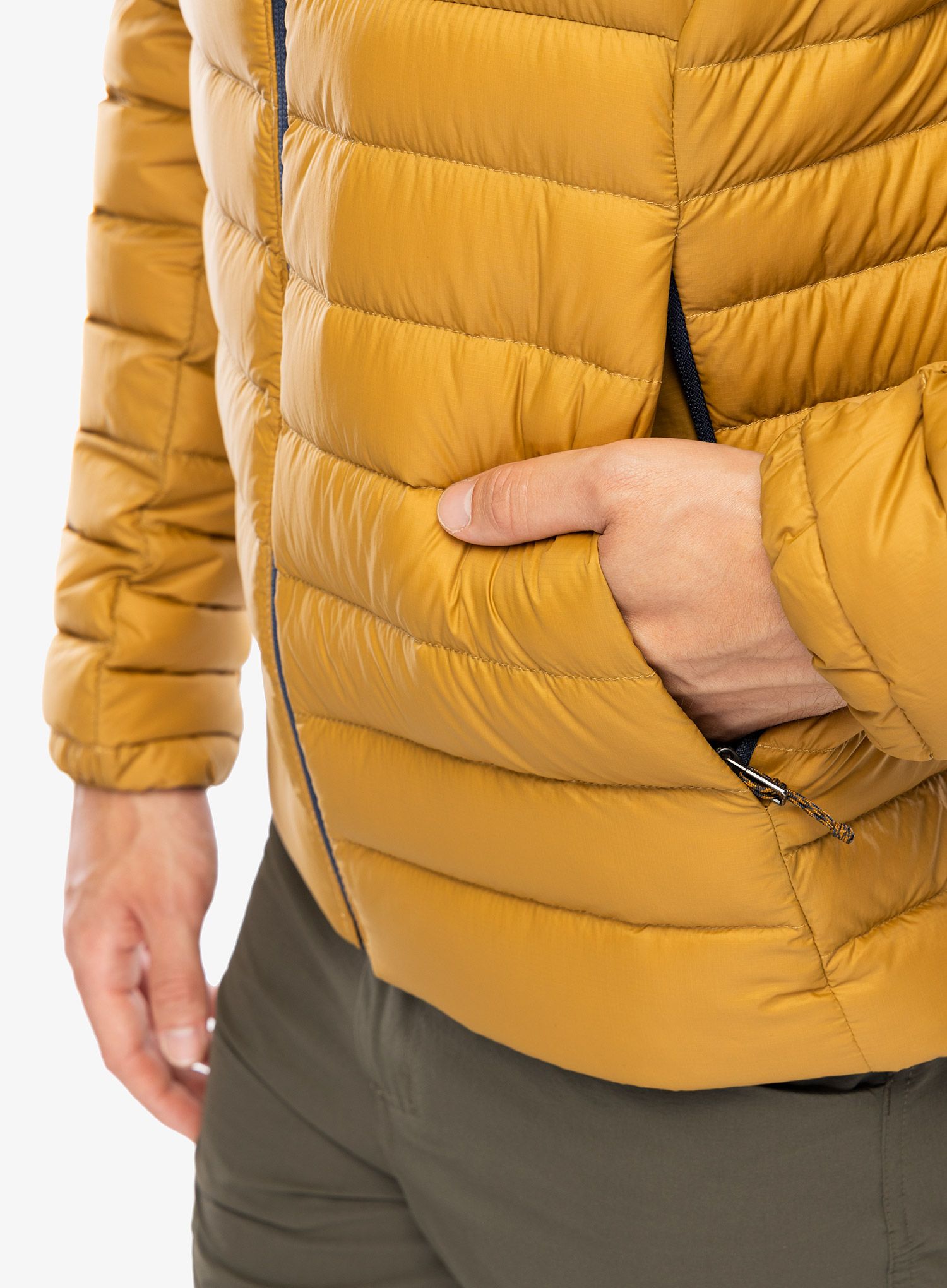 Péřová bunda Patagonia Down Sweater Hoody - raptor brown