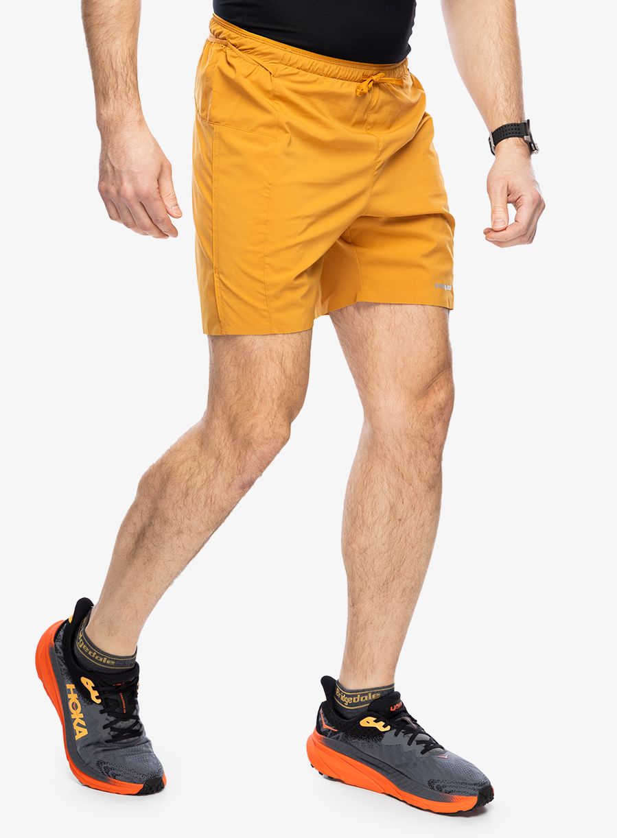 Běžecké kraťasy Patagonia Strider Pro Shorts 7 - golden caramel