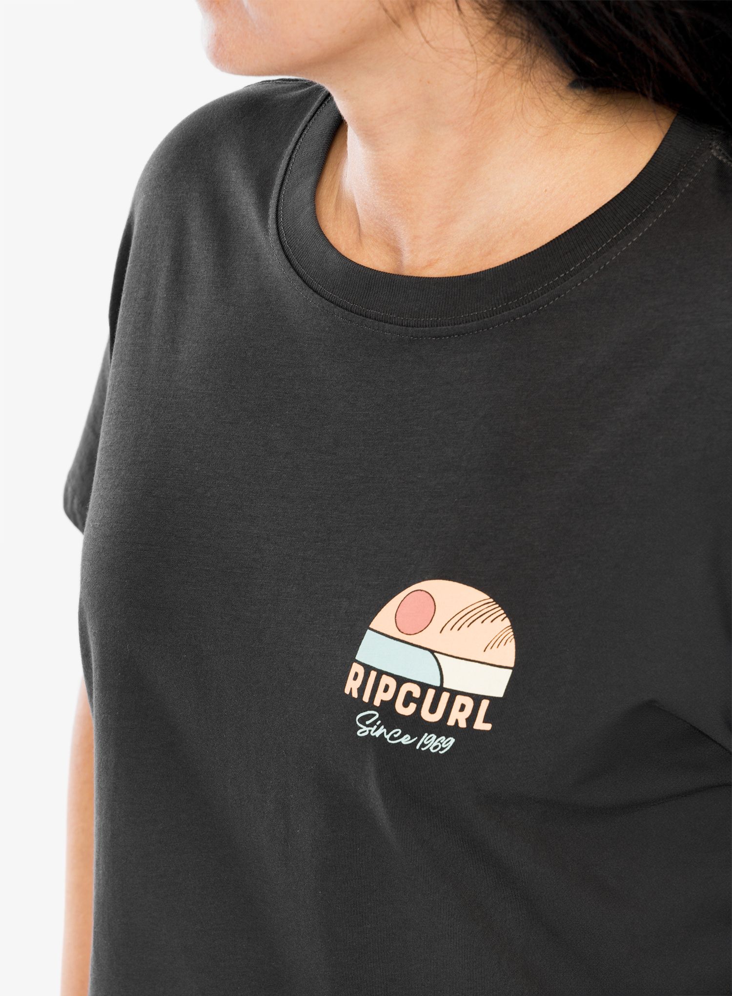 Dámské tričko s potiskem Rip Curl Line Up Relaxed Tee - washed black
