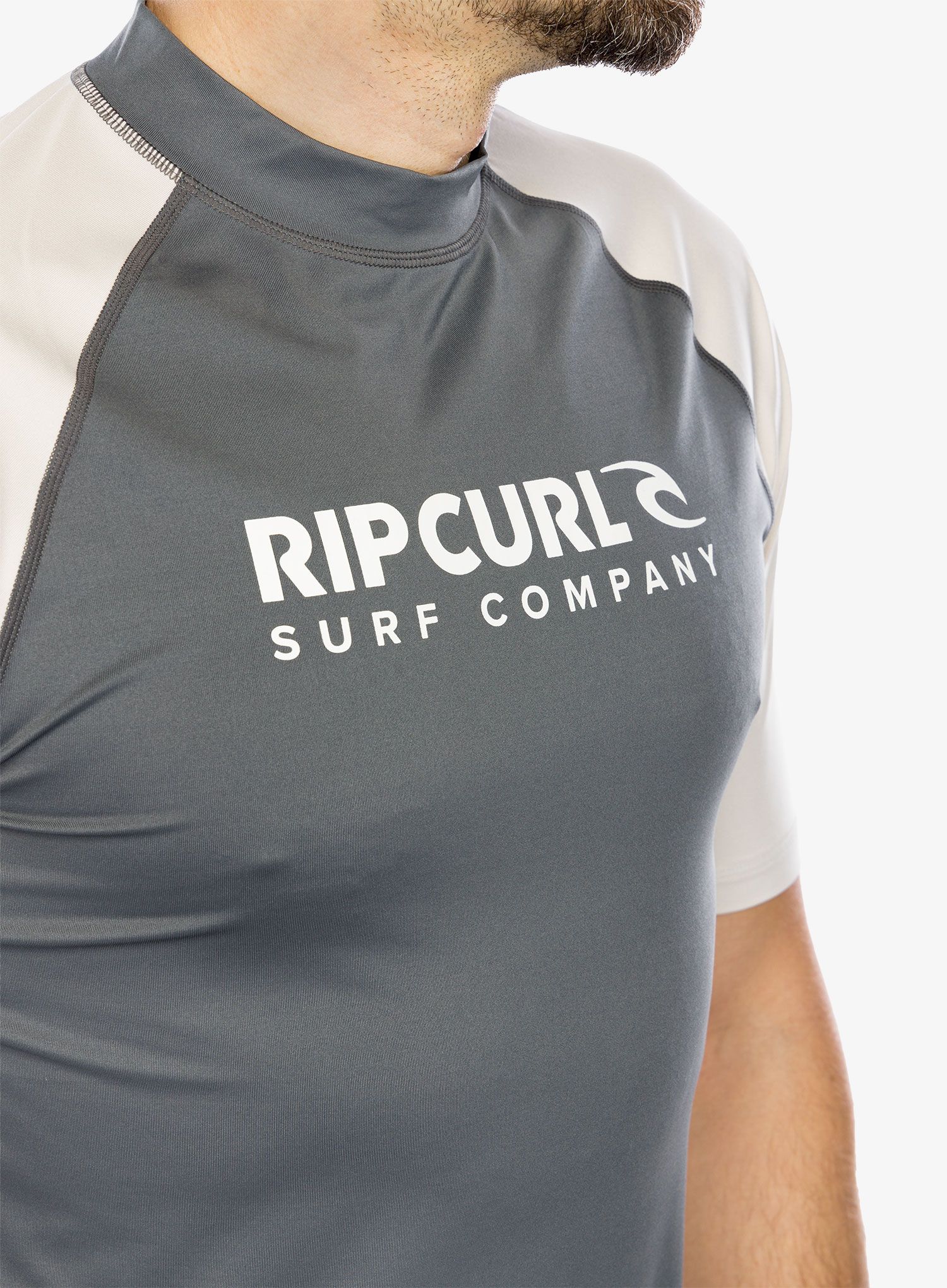 Rychleschnoucí triko Rip Curl Shock Upf S/S - dark grey