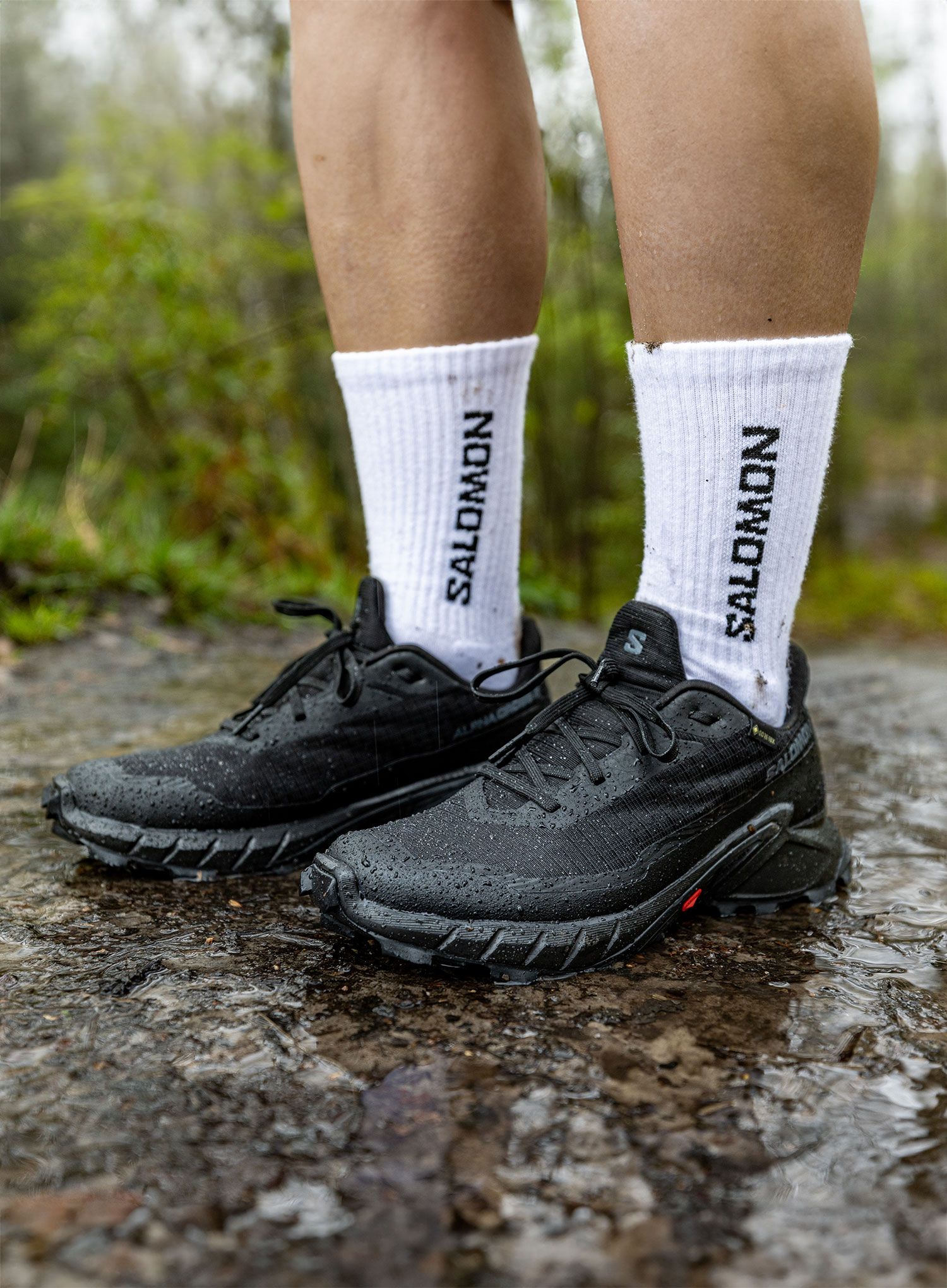 Dámské trailové boty Salomon Alphacross 5 GTX - black/black/ebon