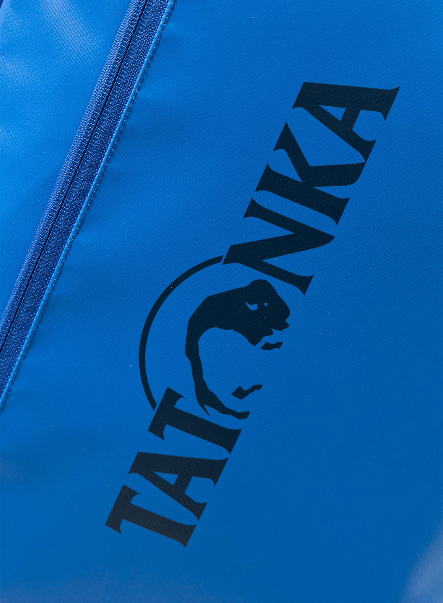 Taška na zavazadla Tatonka Flight Barrel - blue