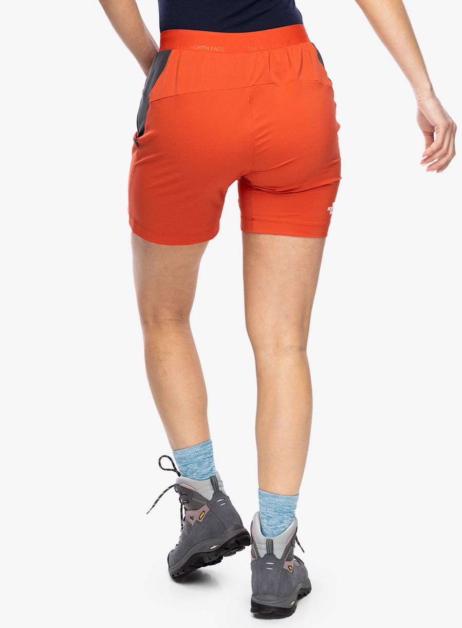 Dámské šortky The North Face Felik Slim Tapered Short - auburn/black