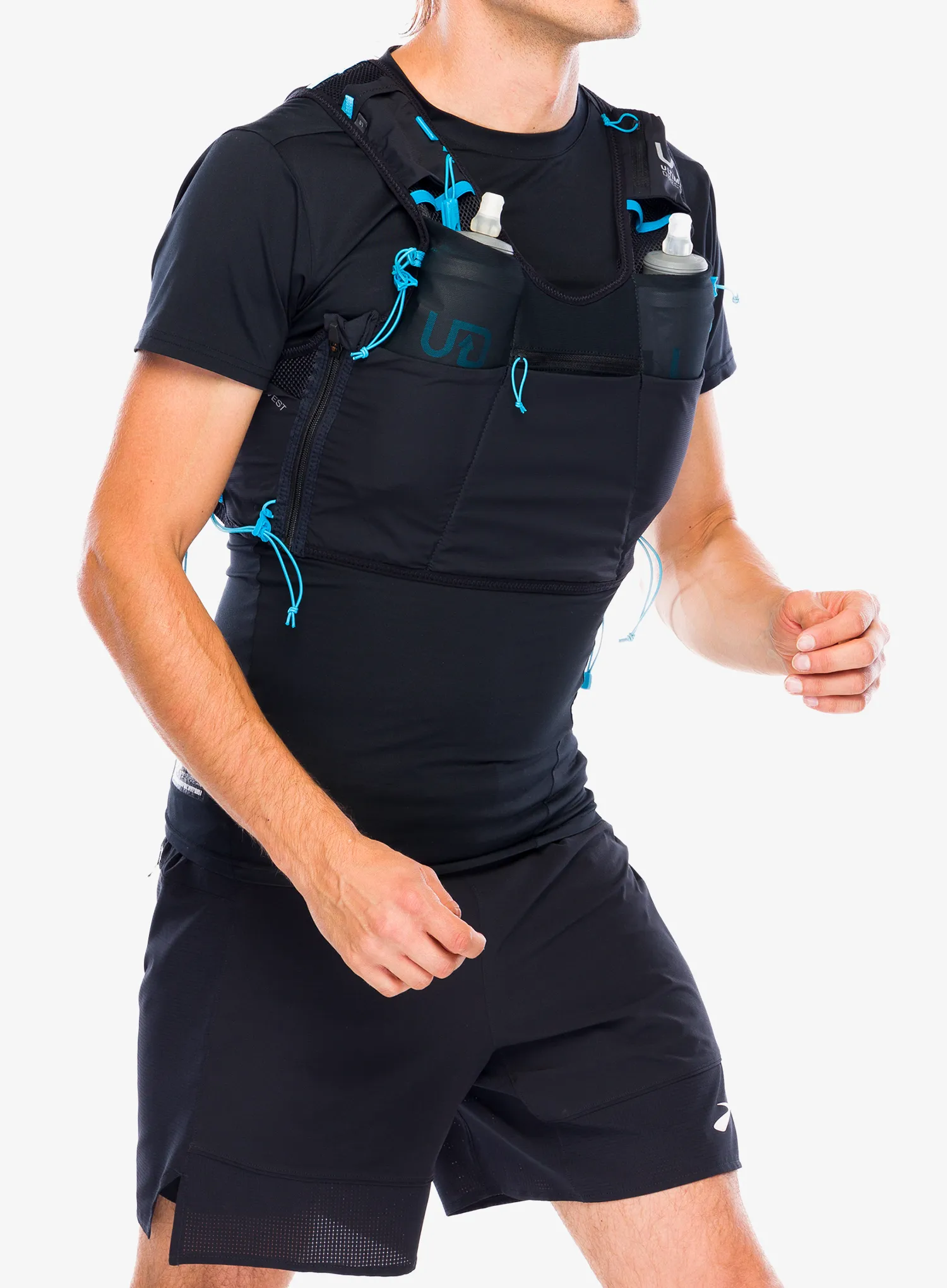 Vesta na běhání Ultimate Direction Xodus Vest - onyx