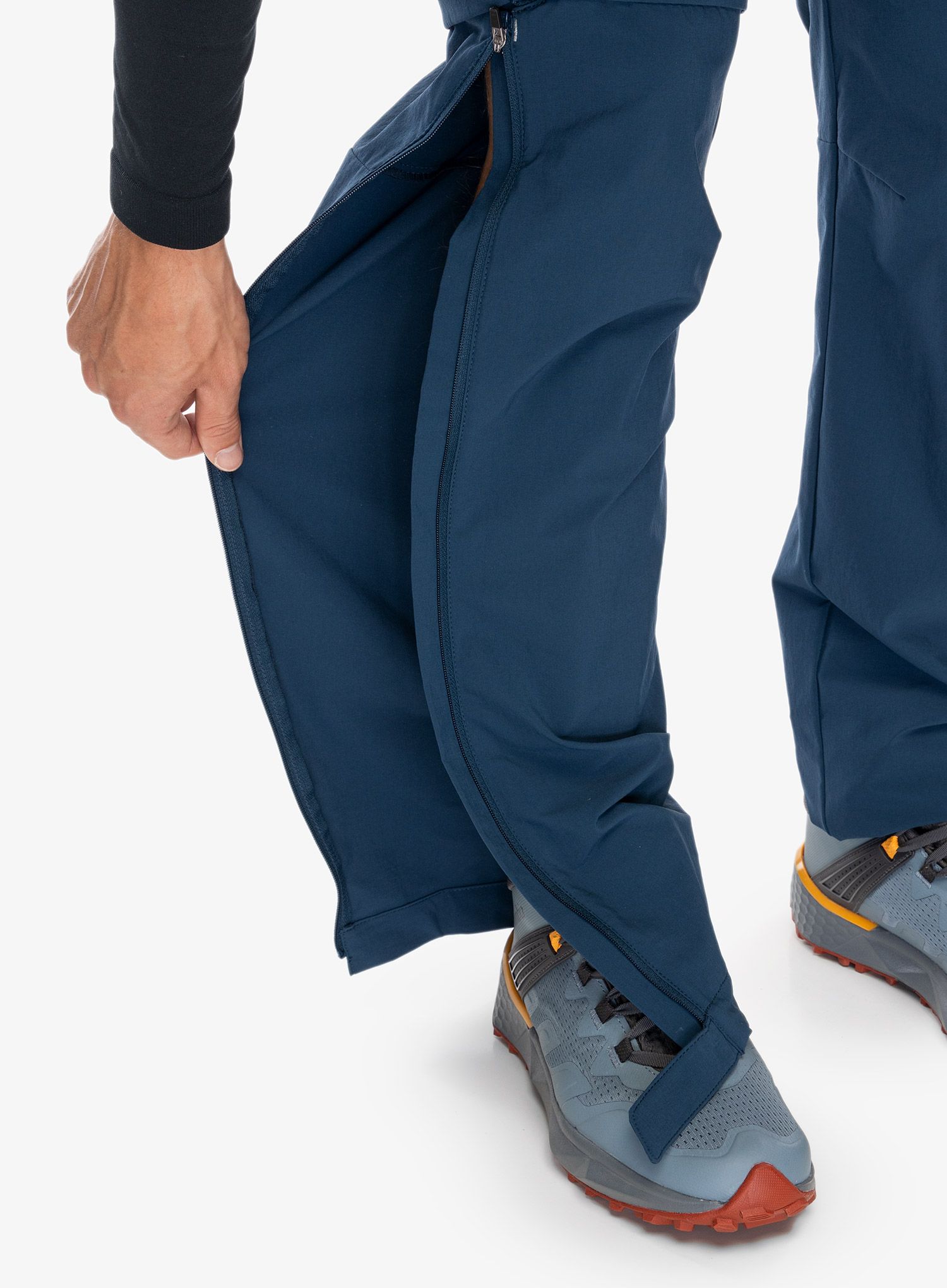 Kalhoty s odepínacími nohavicemi Vaude Farley Stretch T-Zip Pants III - dark sea
