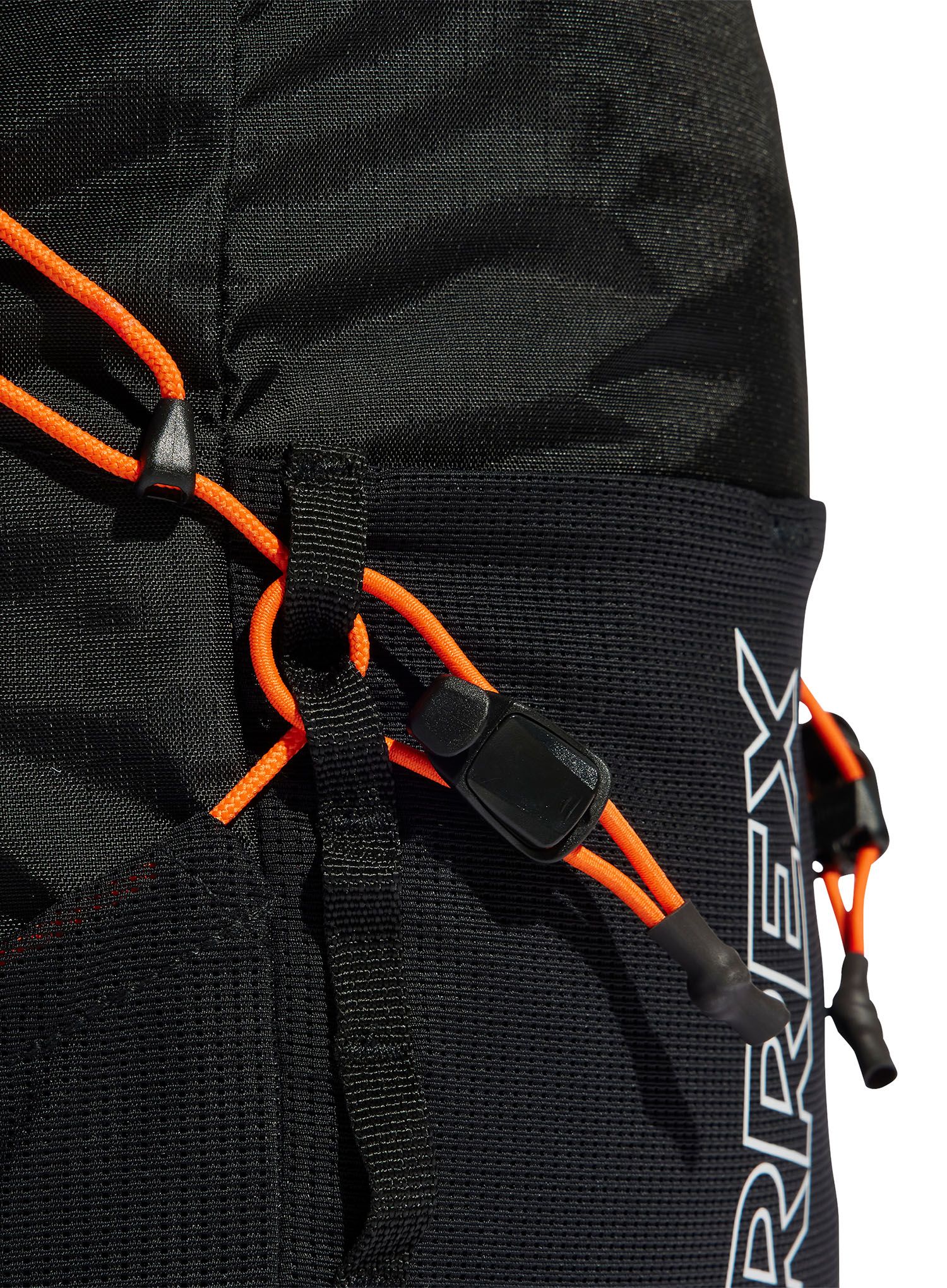 Batoh adidas TERREX AEROREADY Speed Hiking Backpack 15 L - black/white