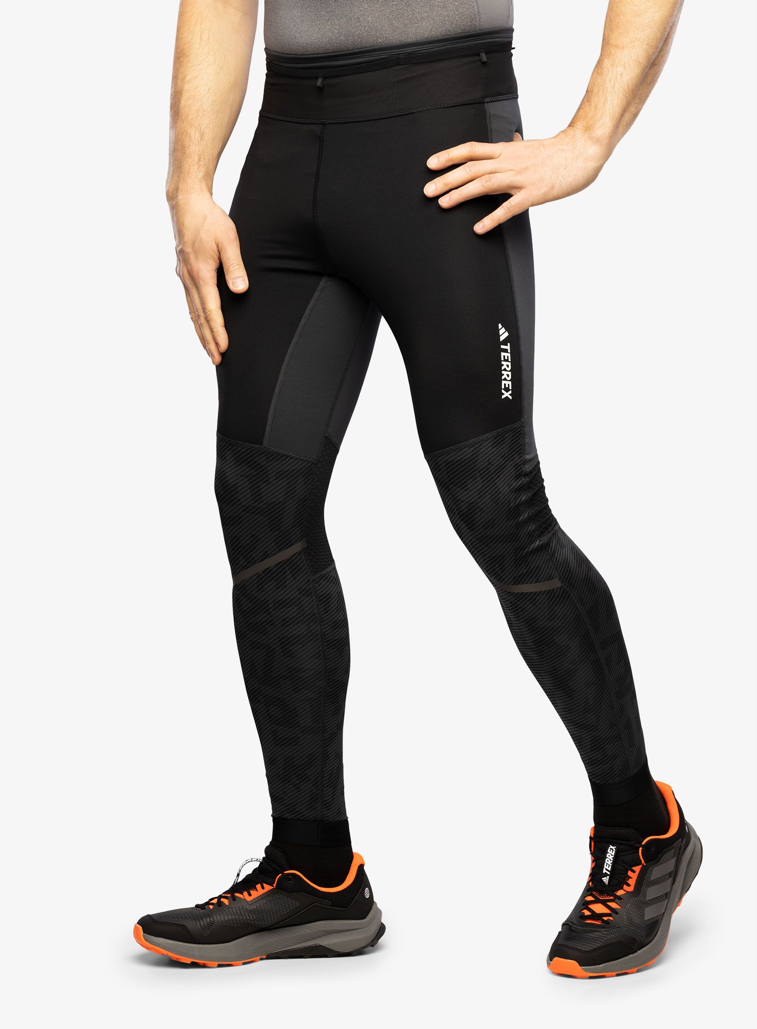 Legíny na běhání adidas TERREX Agravic Trail Running Tights - carbon