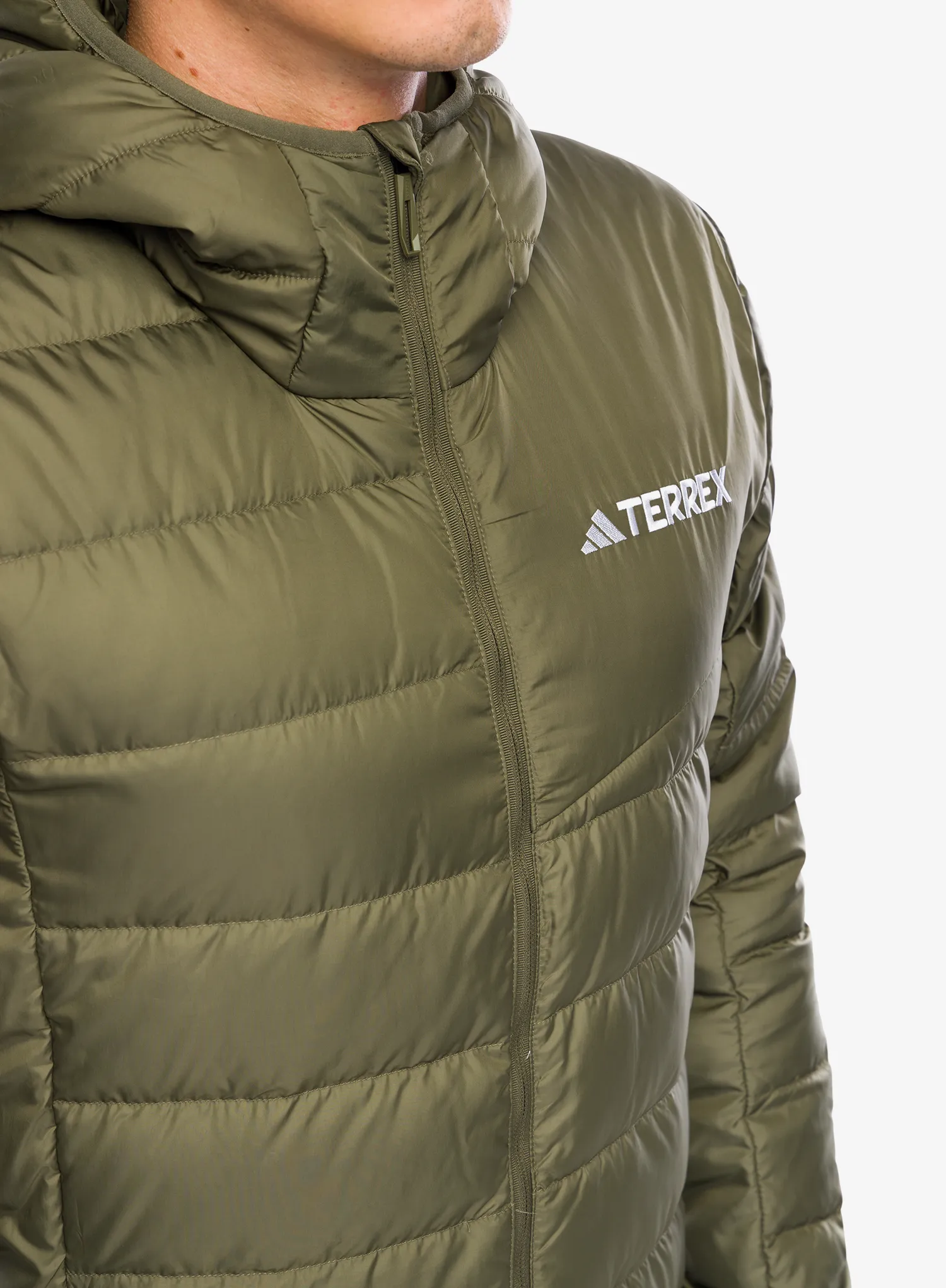 Péřová bunda adidas TERREX Multi Light Down Hooded Jacket - olive strata