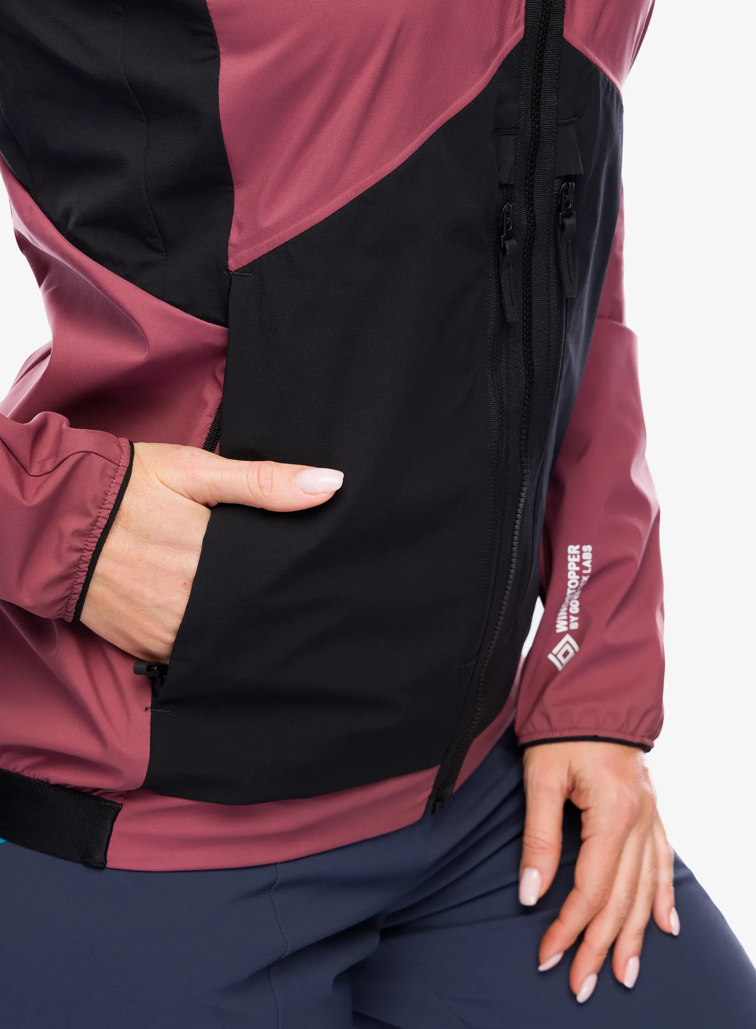 Softshellová bunda dámská adidas TERREX Techrock GORE-TEX WINDSTOPPER Softshell Jkt - quiet crimson/blk