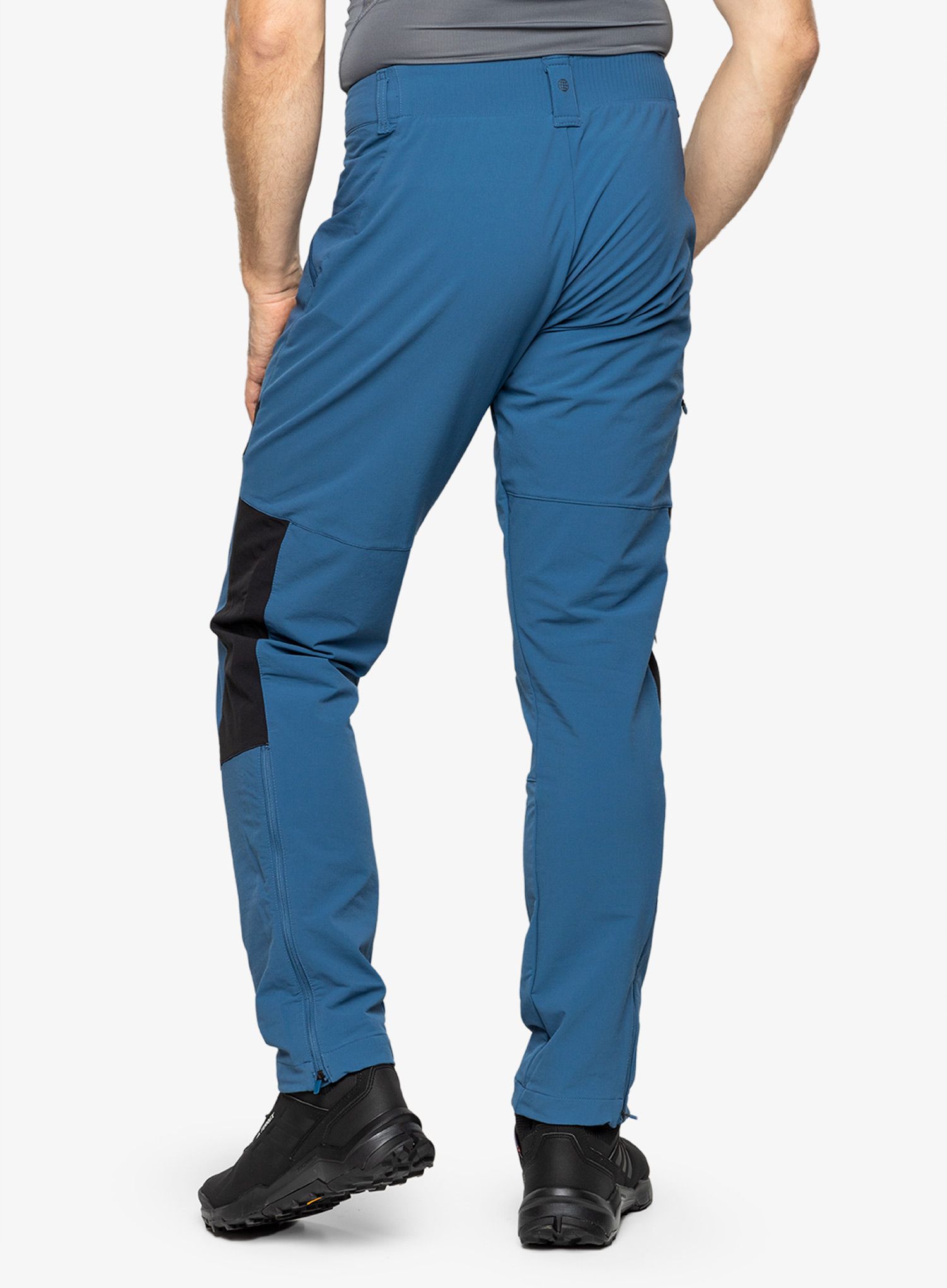 Softshellové kalhoty adidas TERREX Techrock Mountaineering Pants - wonder steel