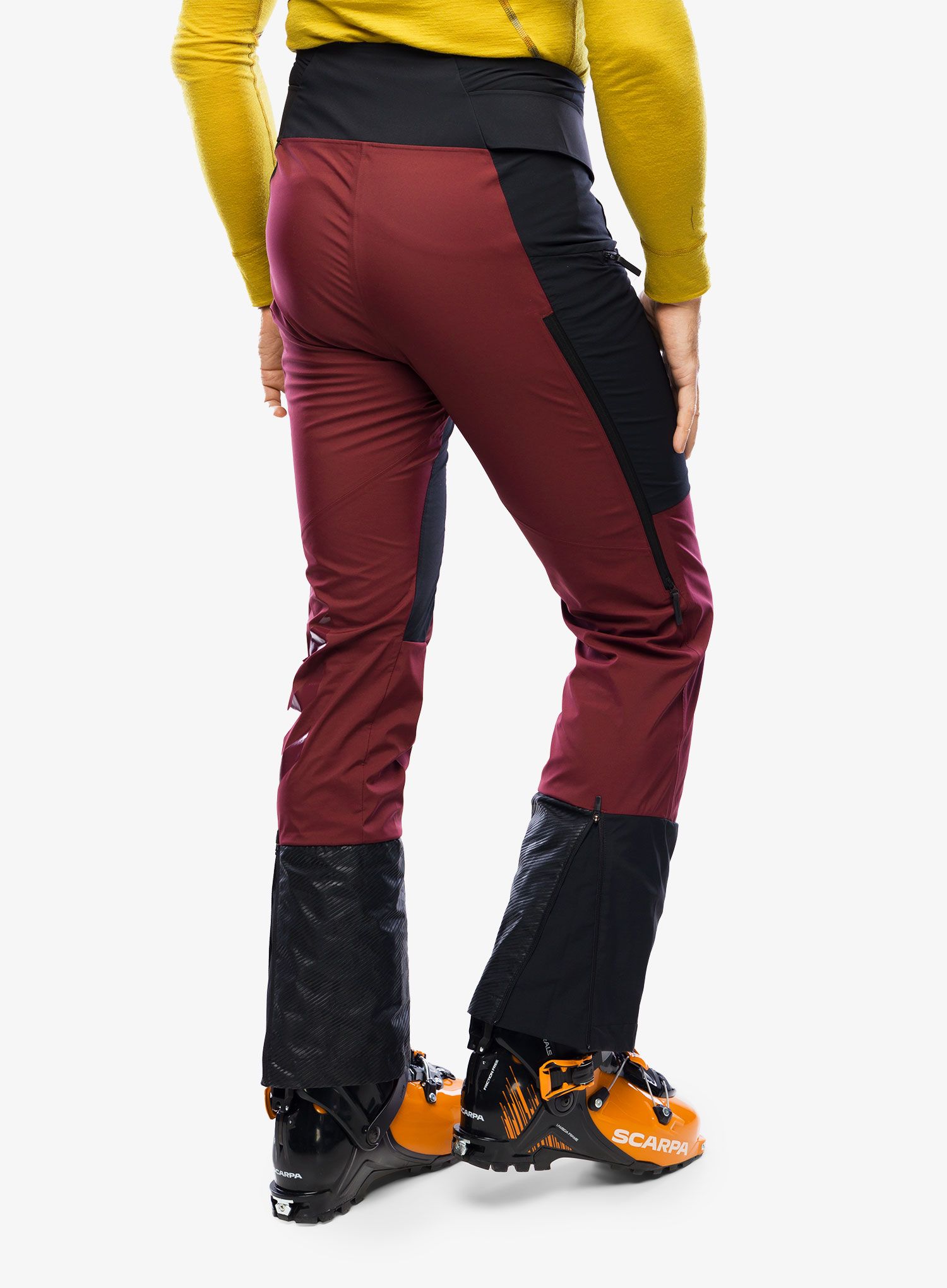 Kalhoty na skialpy adidas TERREX Techrock Tour Softshell Pants - black/shadow red
