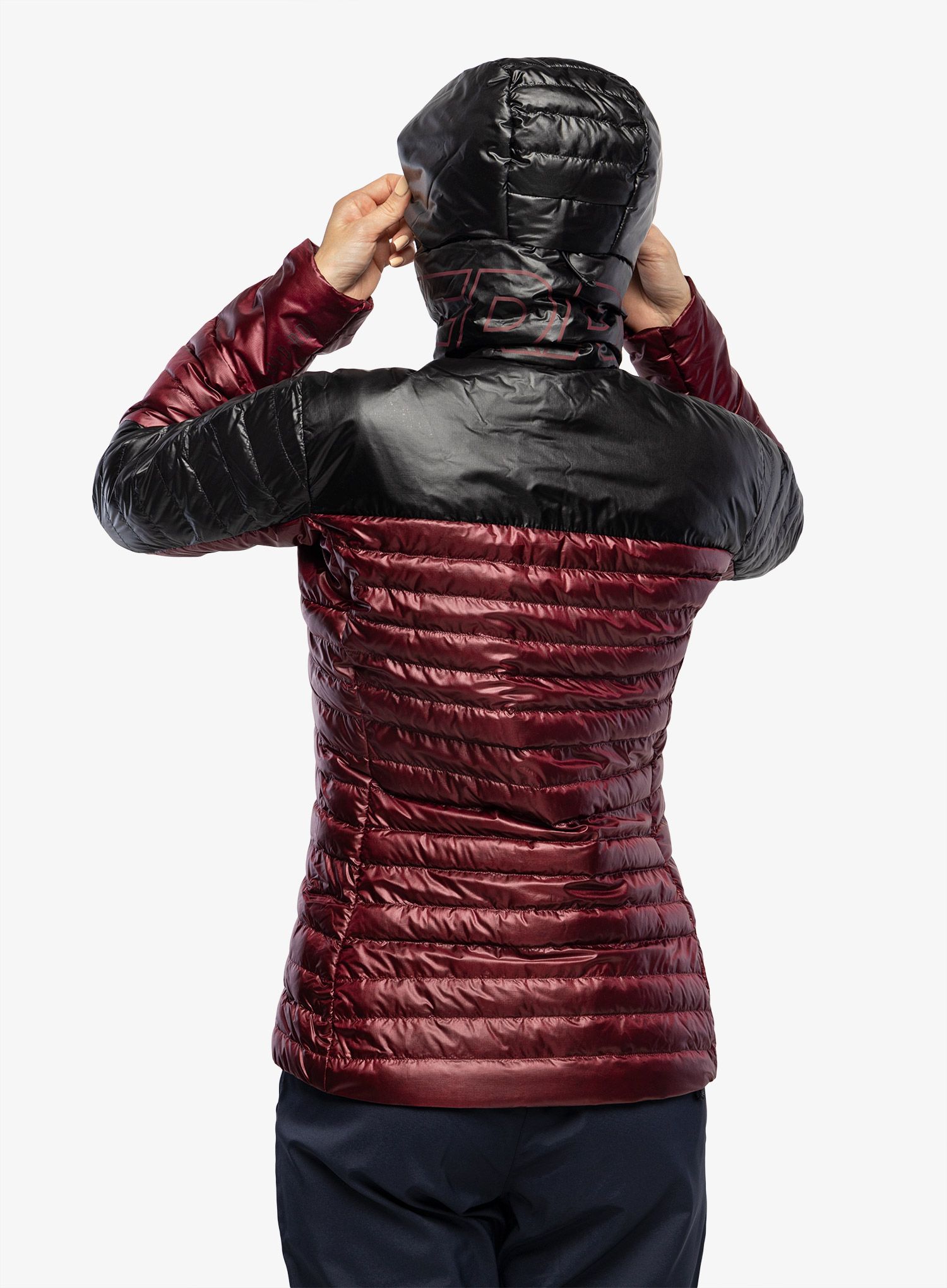 Dámská péřová bunda adidas TERREX Techrock Year-Round Down Hooded Jkt - red/black