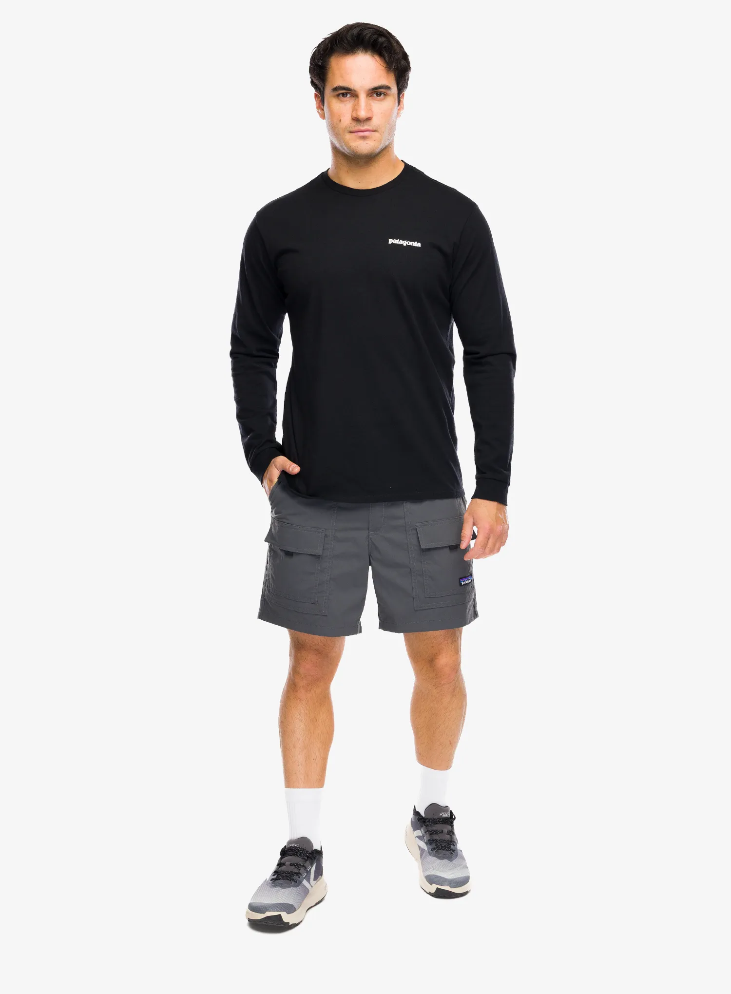 Mikina bez kapuce Patagonia L/S P-6 Logo Responsibili-Tee - black