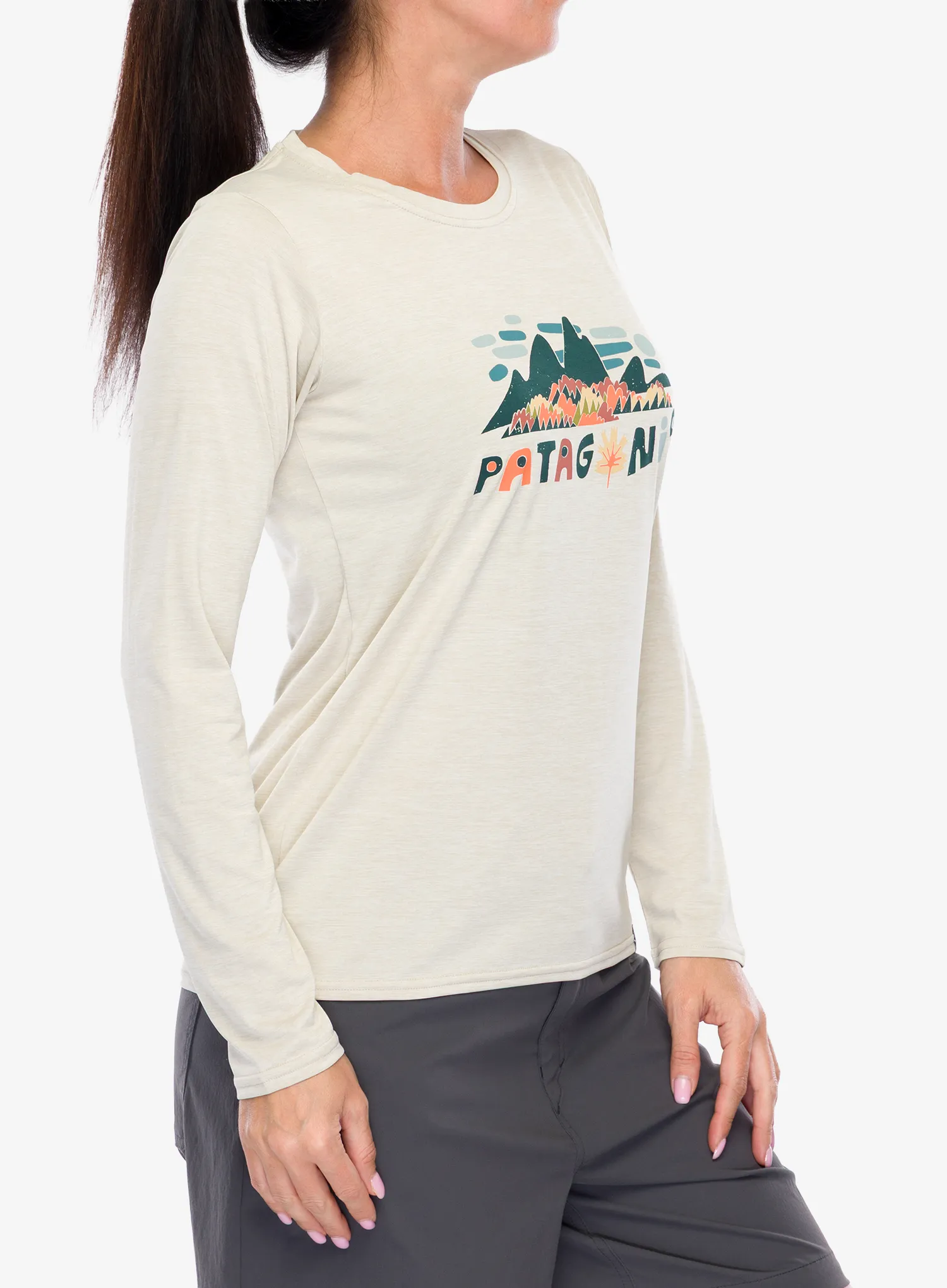 Dámská mikina bez kapuce Patagonia L/S Capilene Cool Daily Graphic Shirt - fitz roy foliage/pumice x-dye