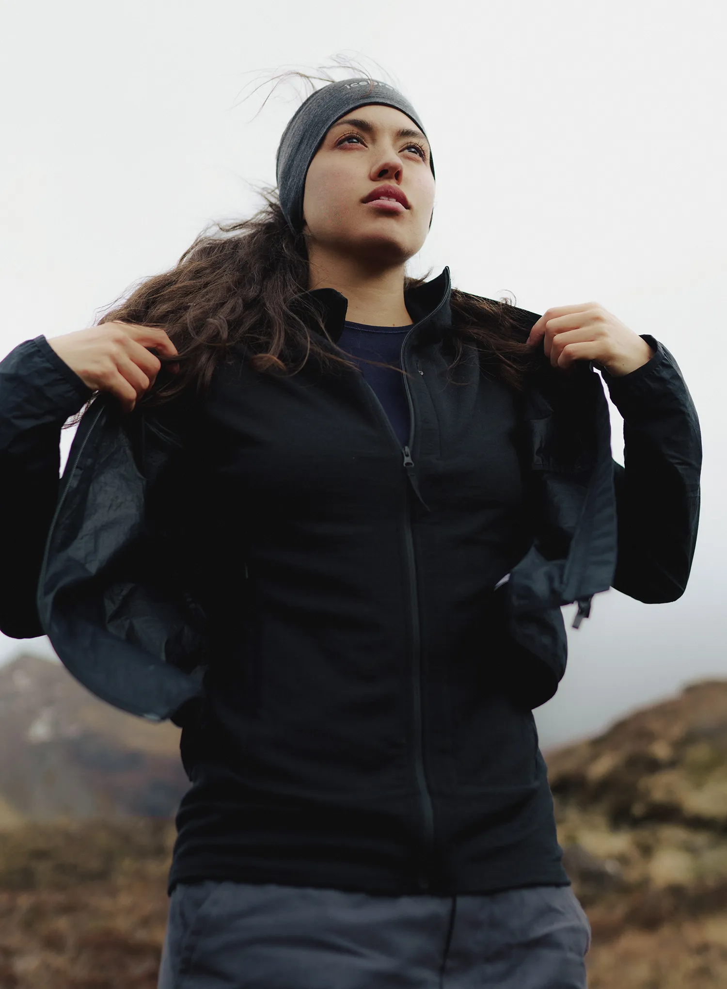 Dámská mikina s kapucí Icebreaker Merino 260 Quantum IV LS Zip Hoodie - black