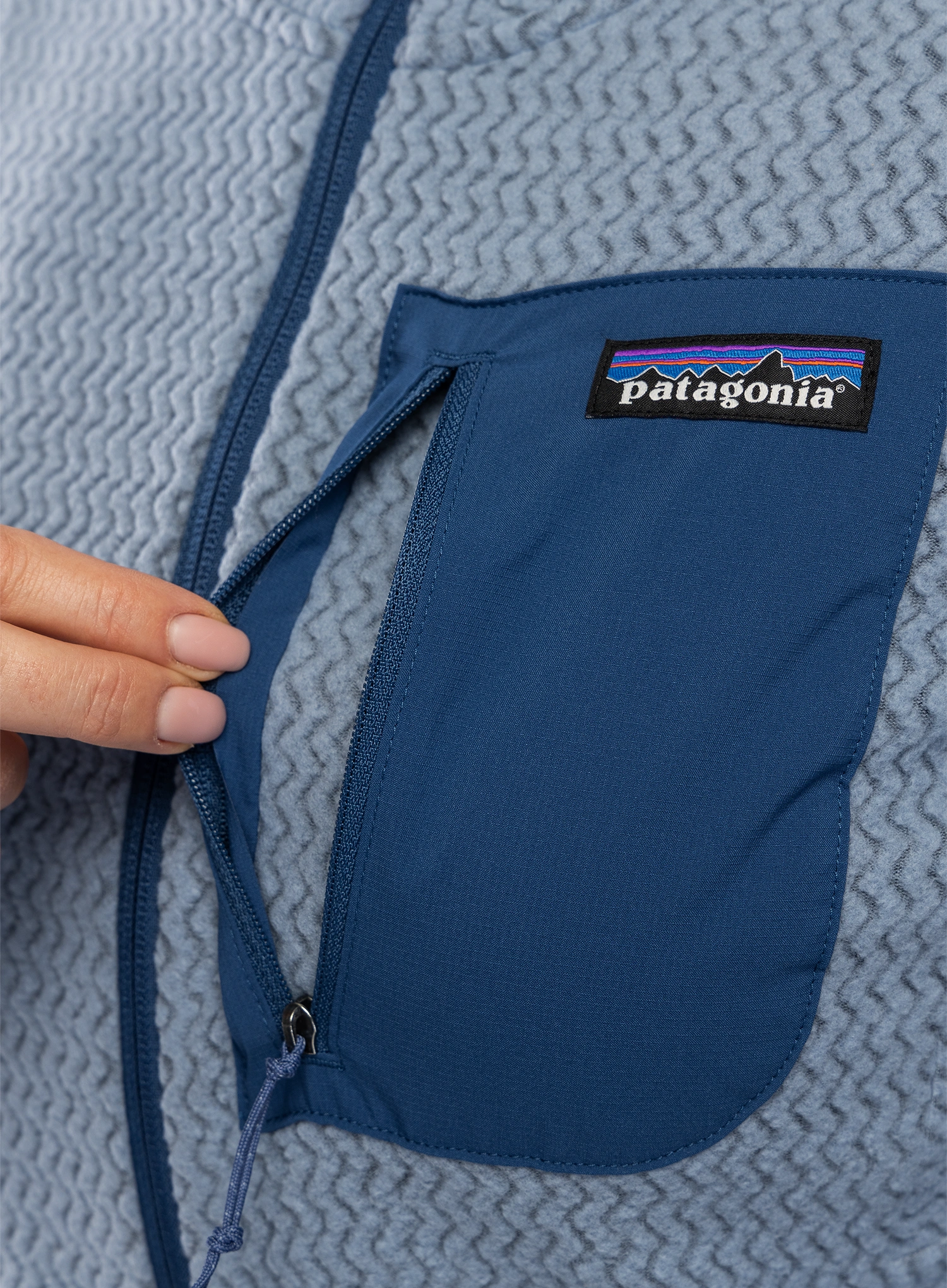 Dámská mikina s kapucí Patagonia R1 Air Full-Zip Hoody - barnacle blue