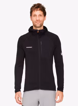 qweMammutAenergyLightMLHoodedJacket_black7619876671981a.webp