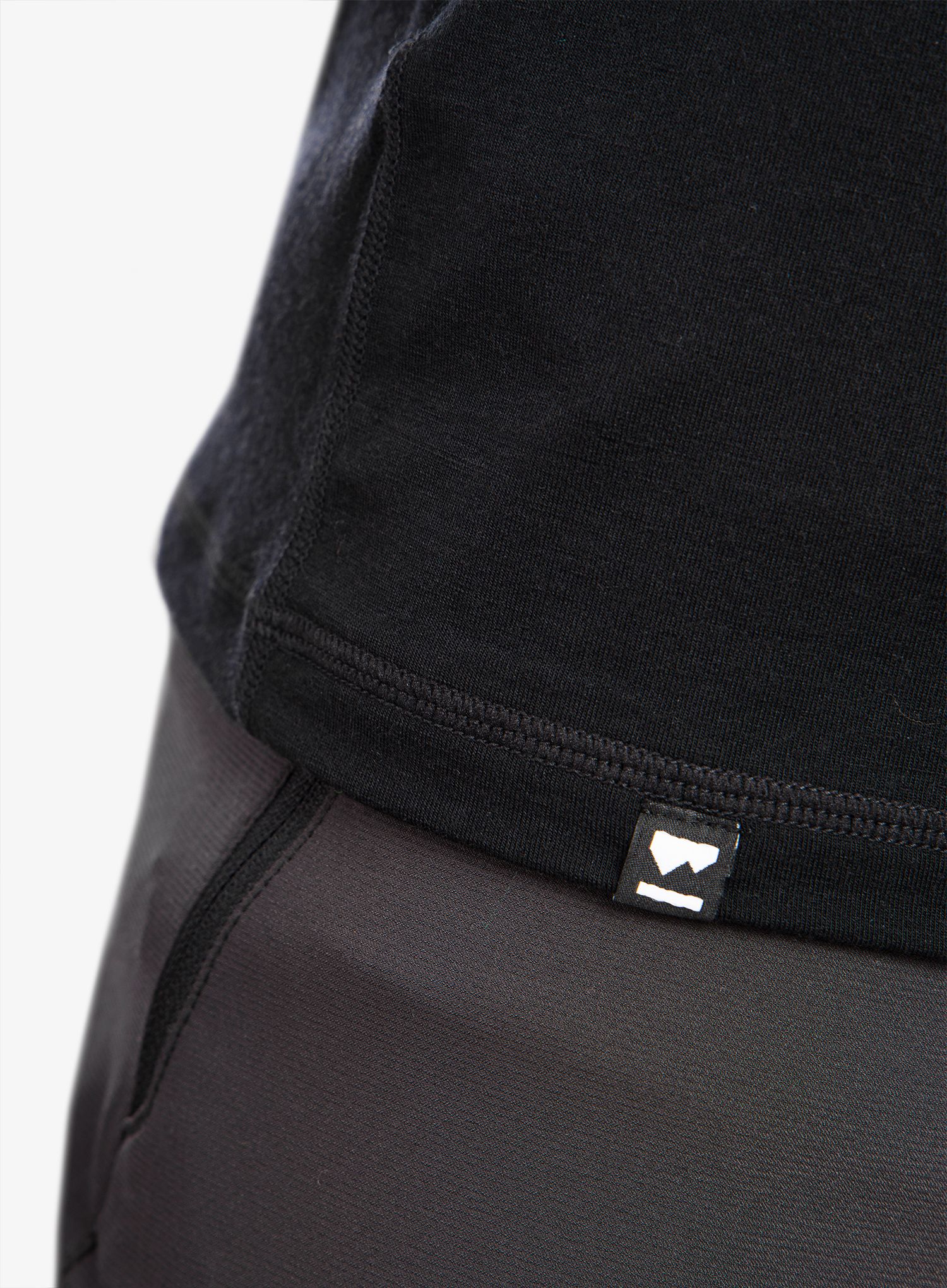 Termoaktivní mikina Mons Royale Cascade Merino Flex 200 LS - black