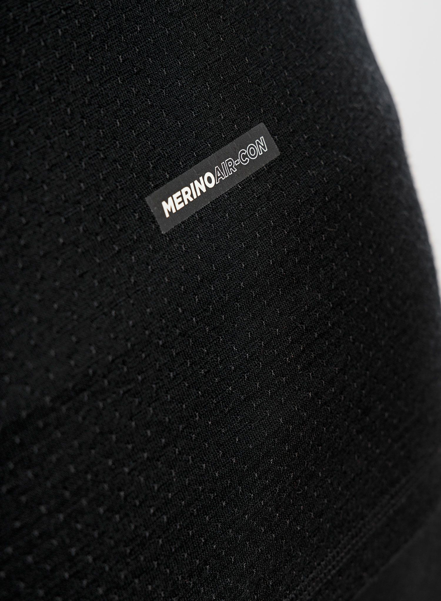 Termoaktivní mikina Mons Royale Temple Tech Hood - black