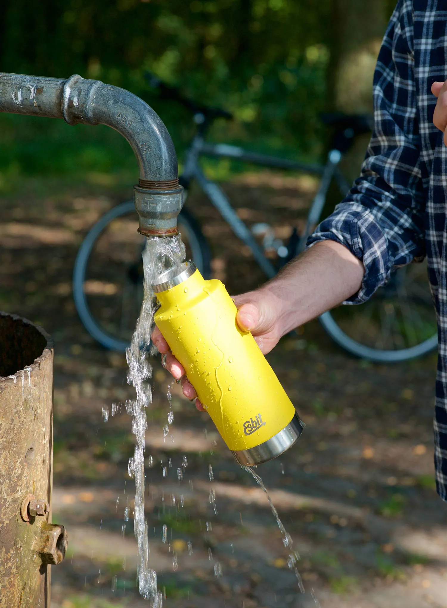 Láhev Esbit Sculptor Insulated Bottle 750ml - sunshine yellow