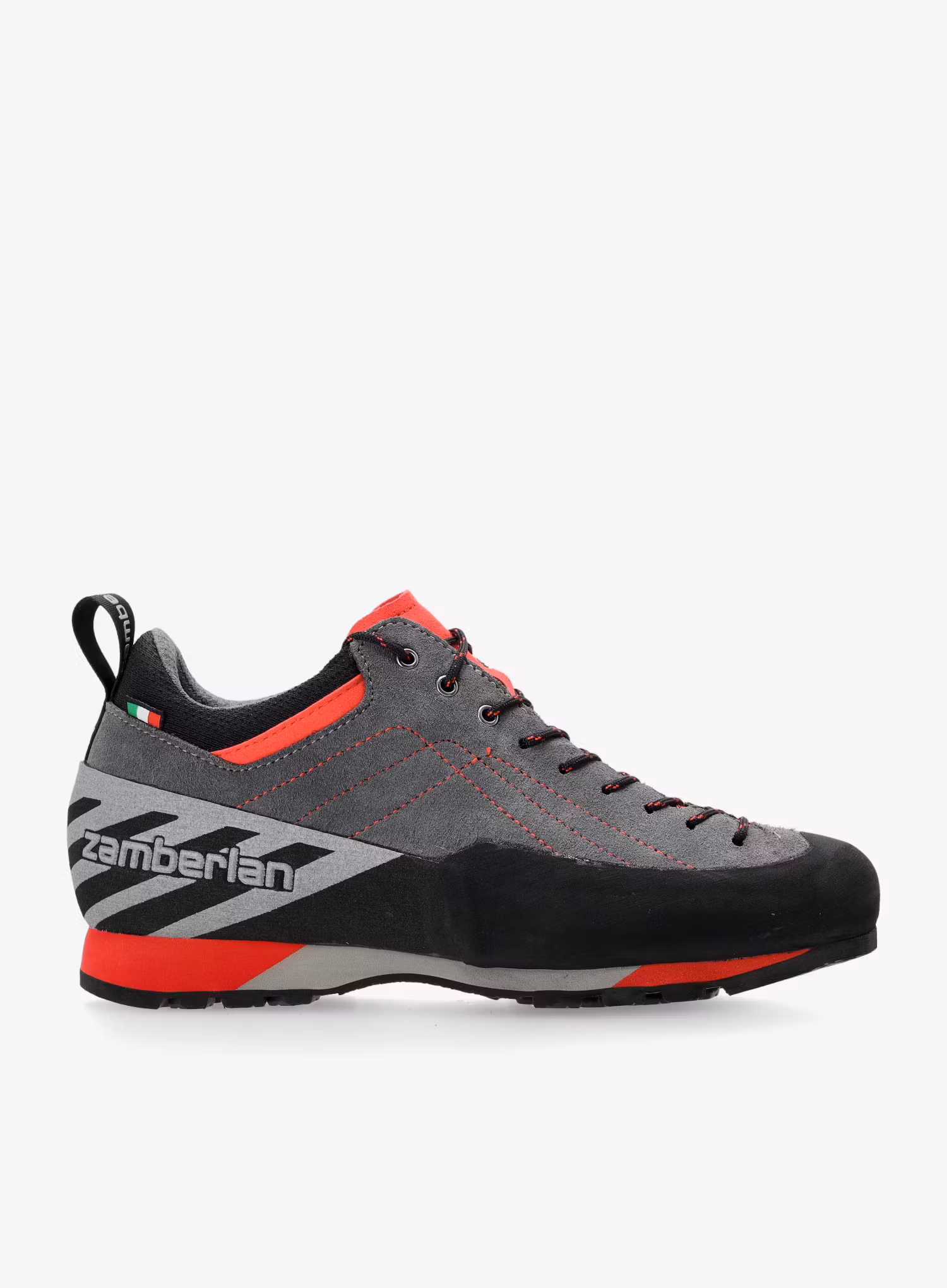 ZamberlanElCapRR_greyred_8050391435150A.jpg