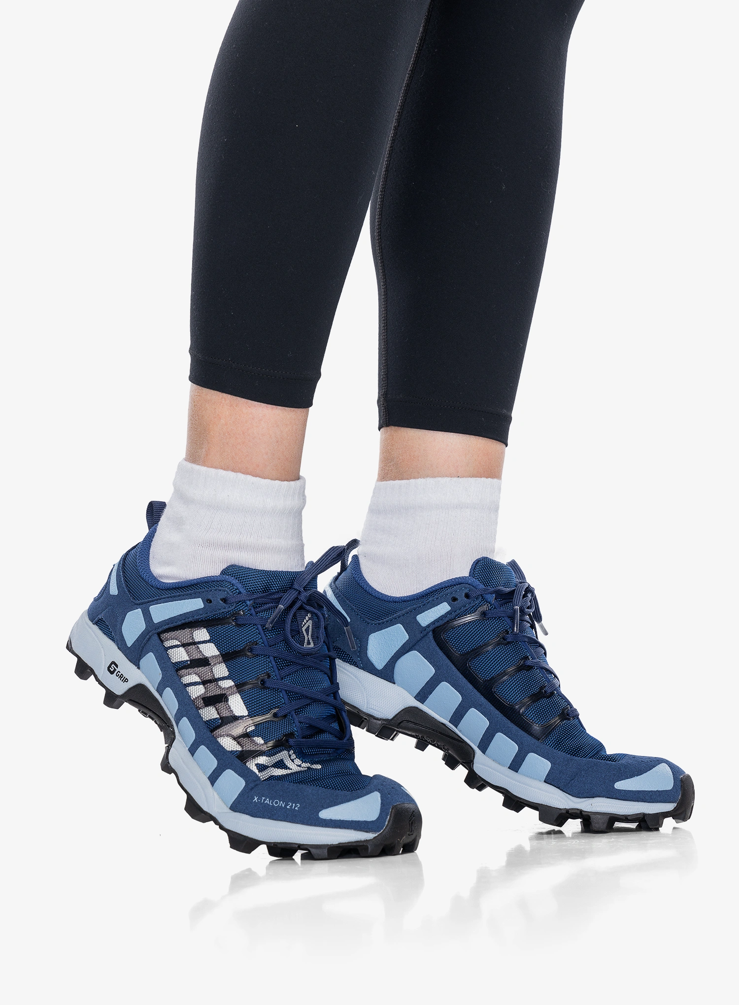 Dámské trailové boty Inov-8 X-Talon 212 V2 - blue/lt blue
