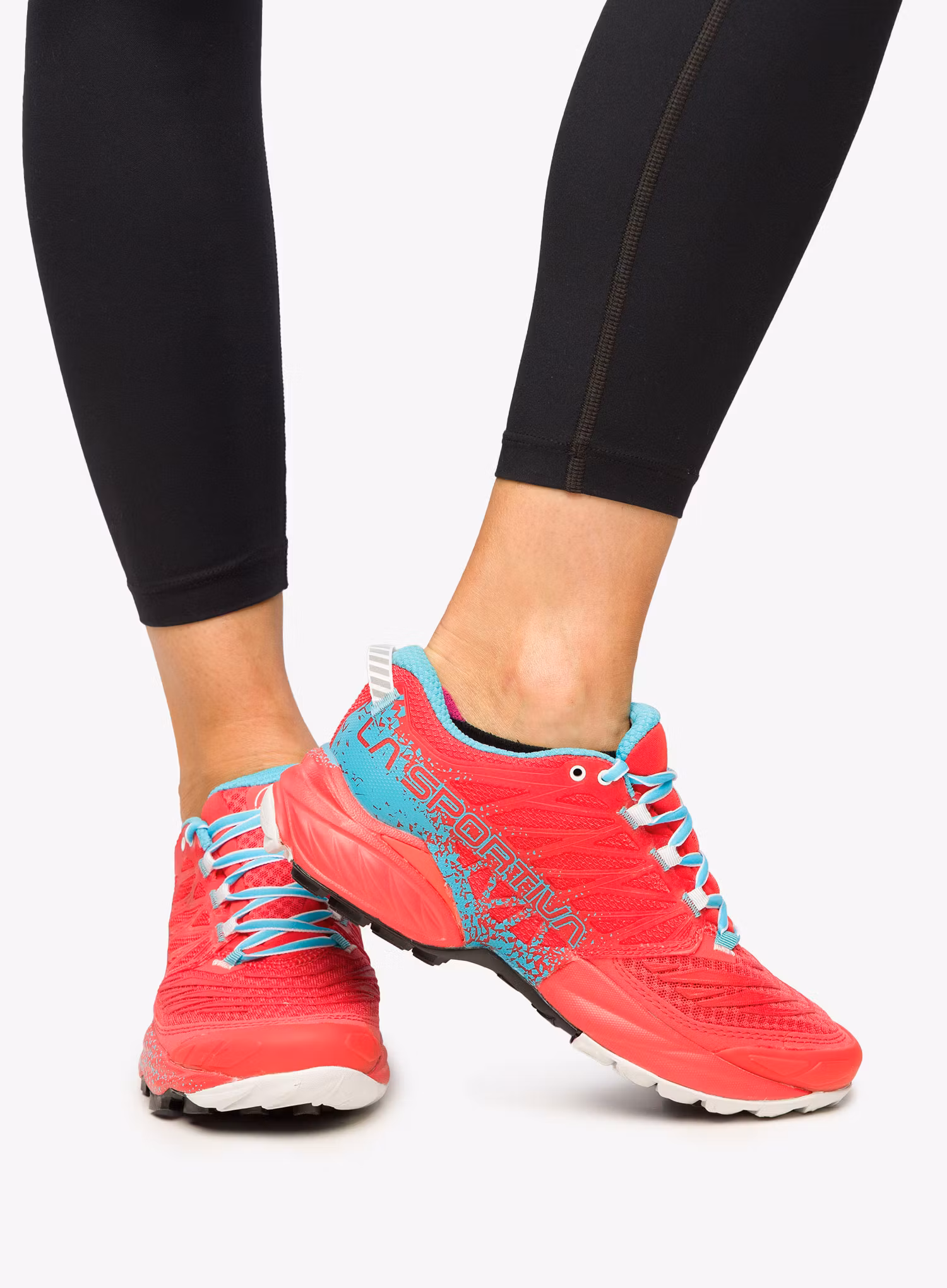 Dámské trailové boty La Sportiva Akasha II - hibiscus/blue