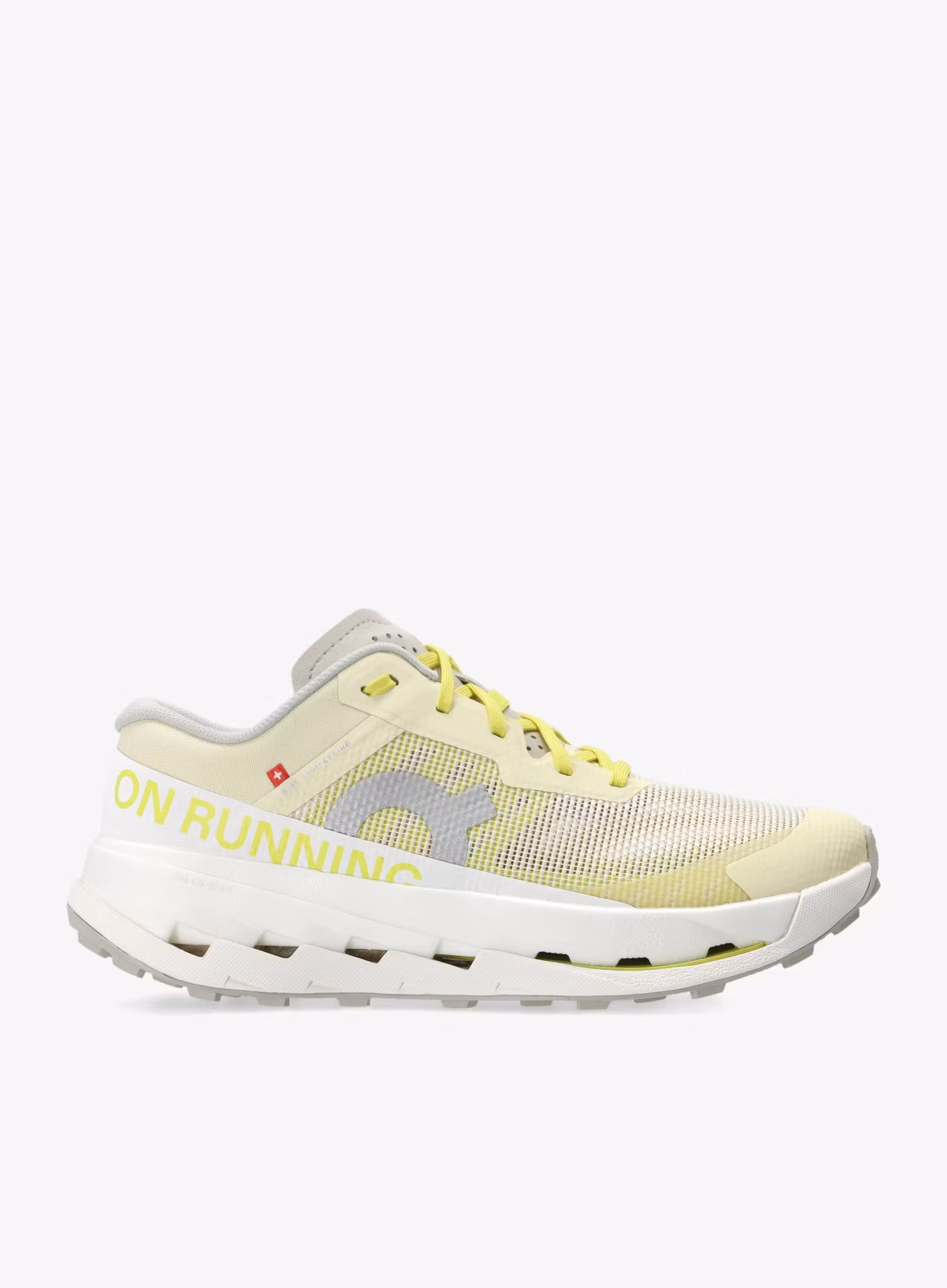 OnCloudultra3_pelicanwhite7615537362168a.webp