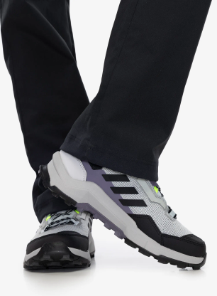Nízké trekové boty dámské adidas TERREX AX4 - wonsil/cblack/gretwo