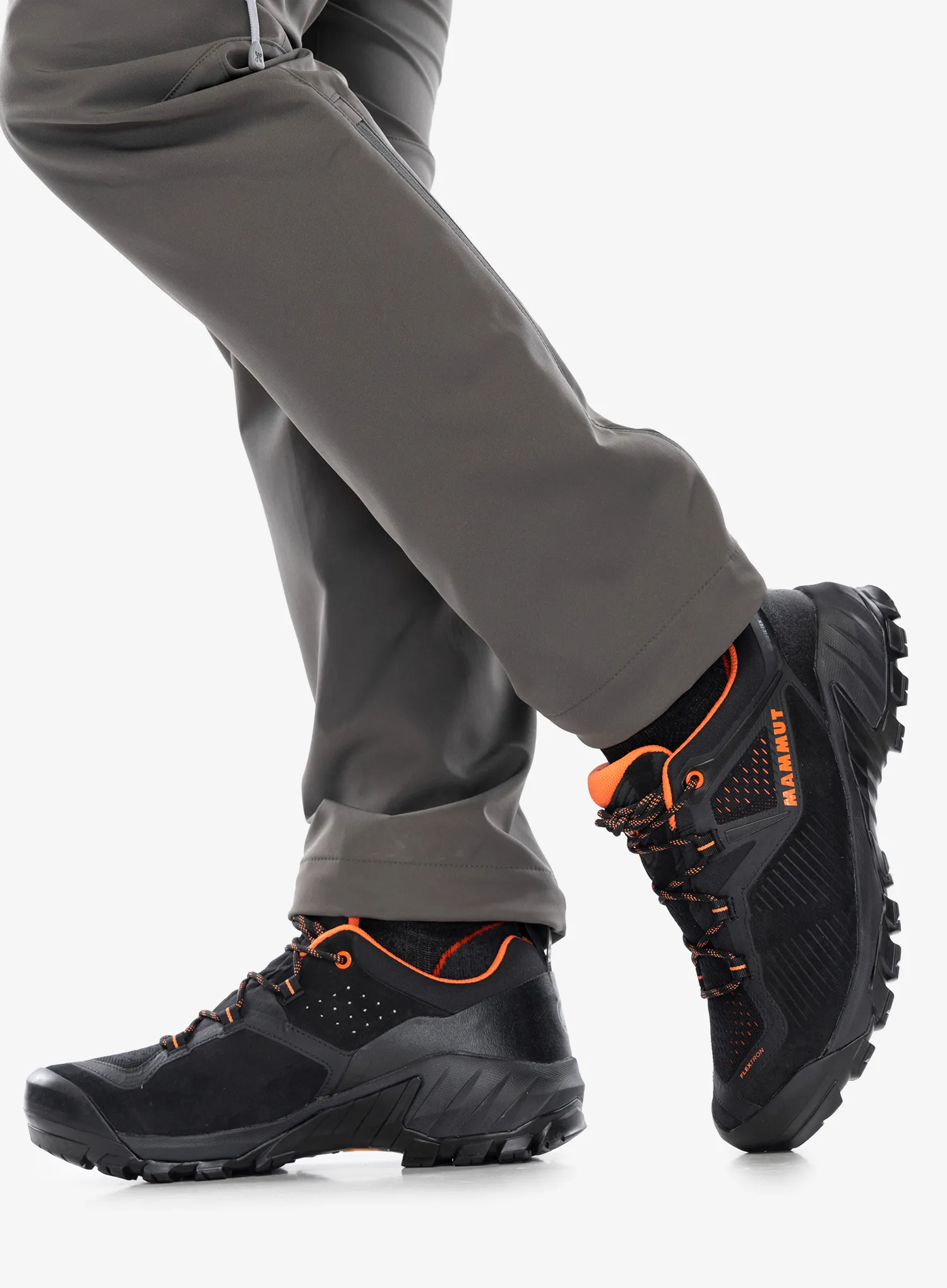 Trekové boty Mammut Sapuen Low GTX - black/dark steel