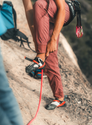 Lezečky Scarpa Furia Air - ice/red