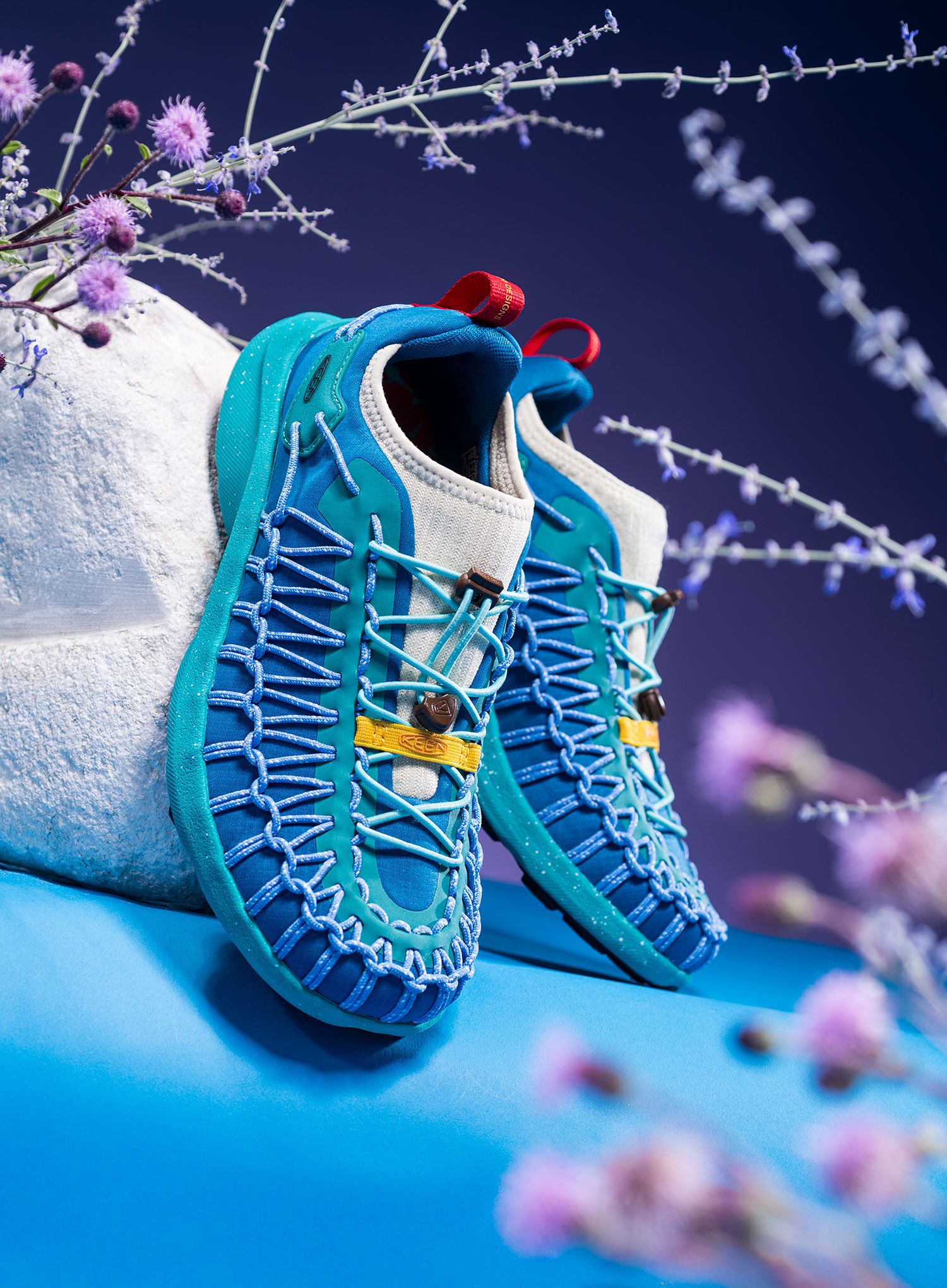 Outdoorové boty Keen Uneek SNK Sneaker - multicolor