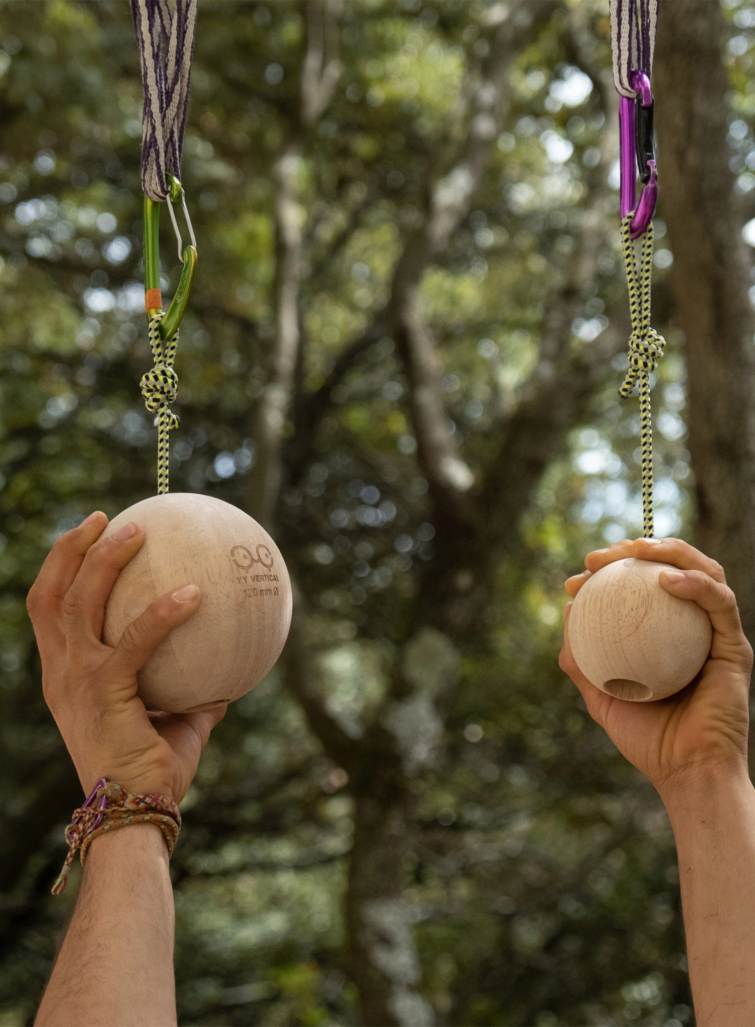 Tréninkové lezecké chyty Y&Y Vertical Balls 10 cm 