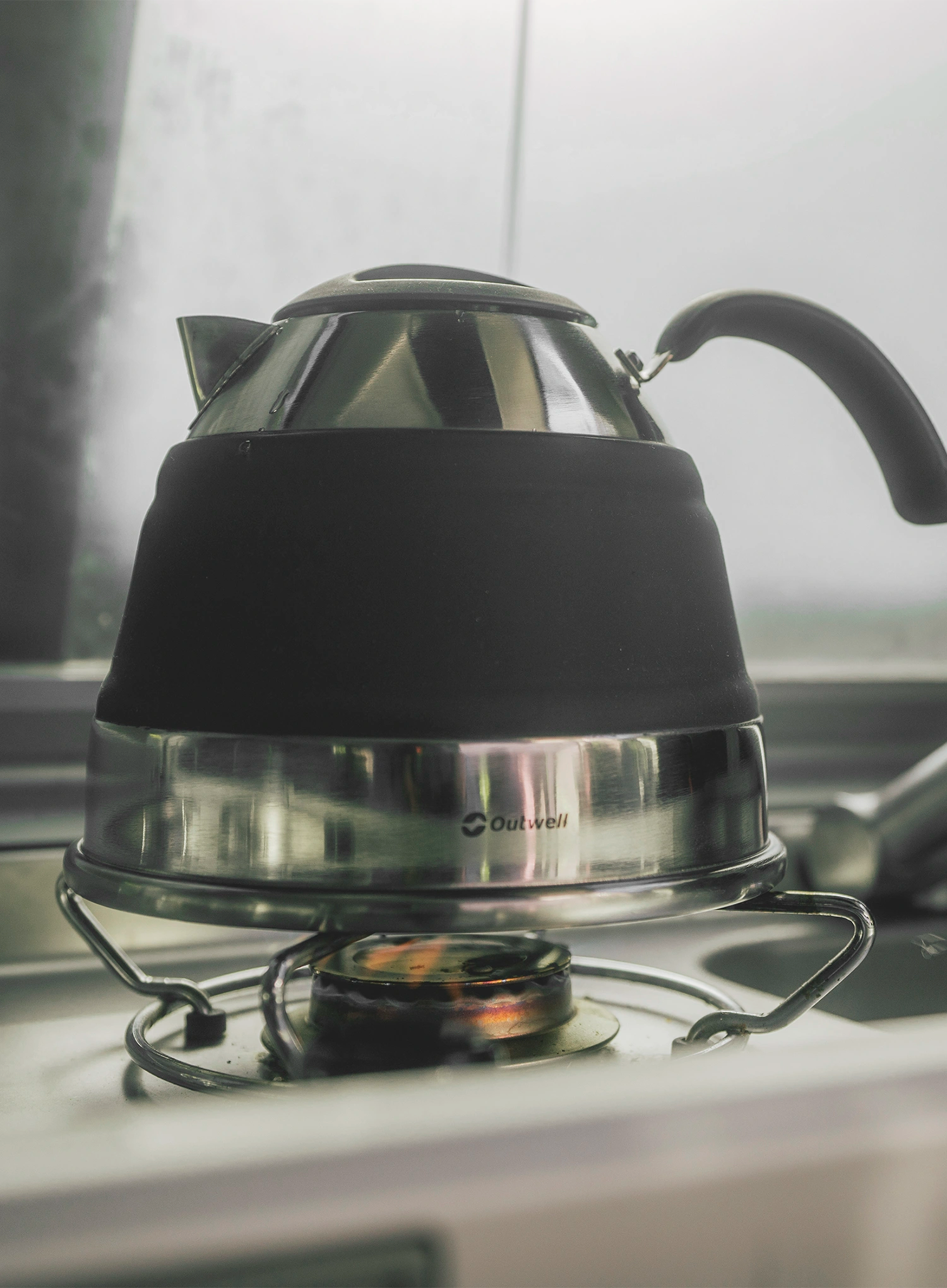 Konvice na čaj Outwell Collaps Kettle 1.5L - grey mist