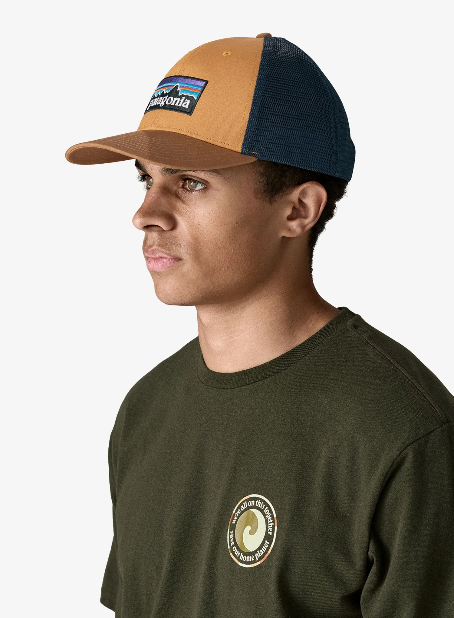 Čepice Patagonia P-6 Logo LoPro Trucker Hat - talon gold